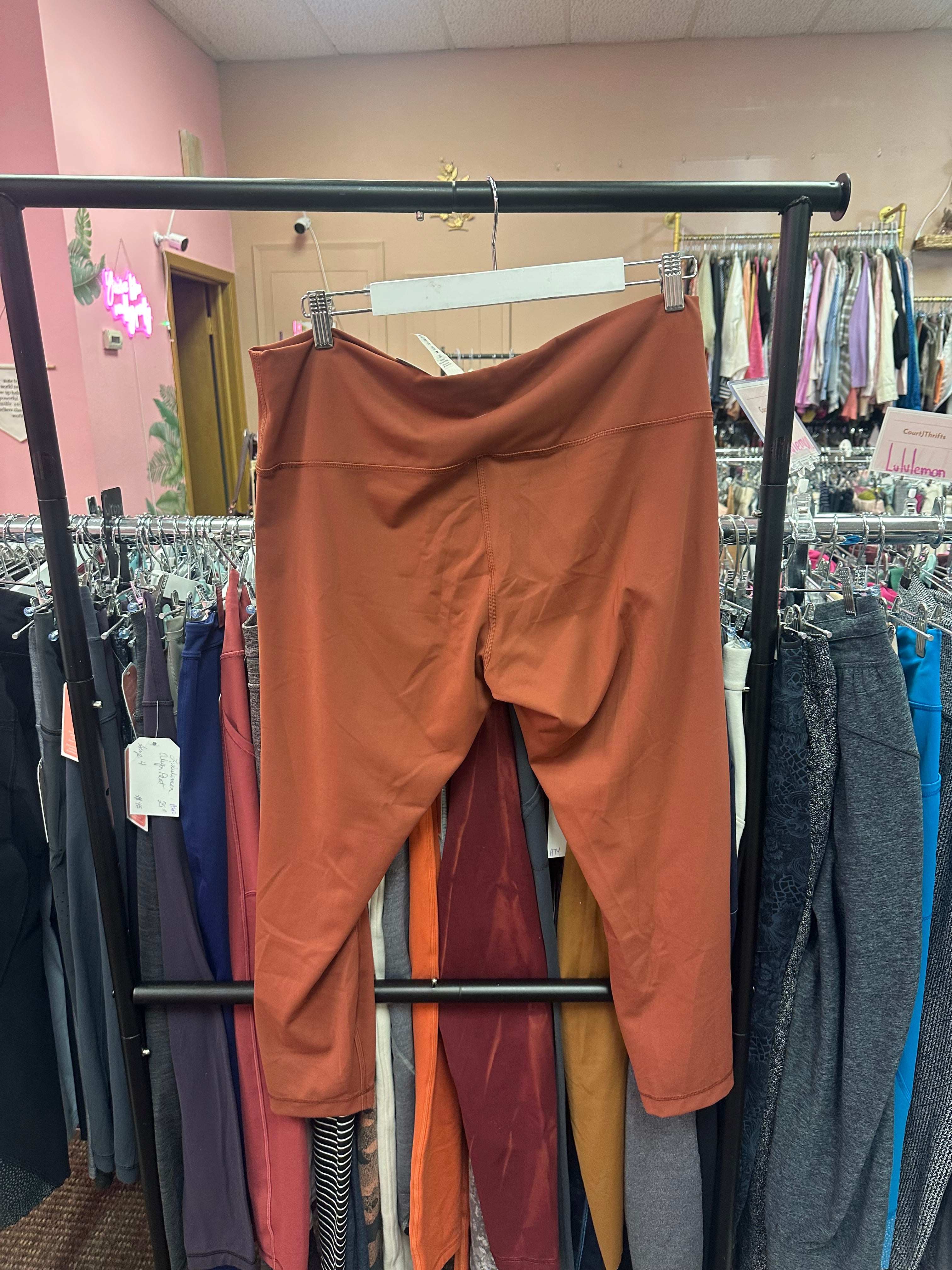 Lululemon Wunder Train Size 18 “25