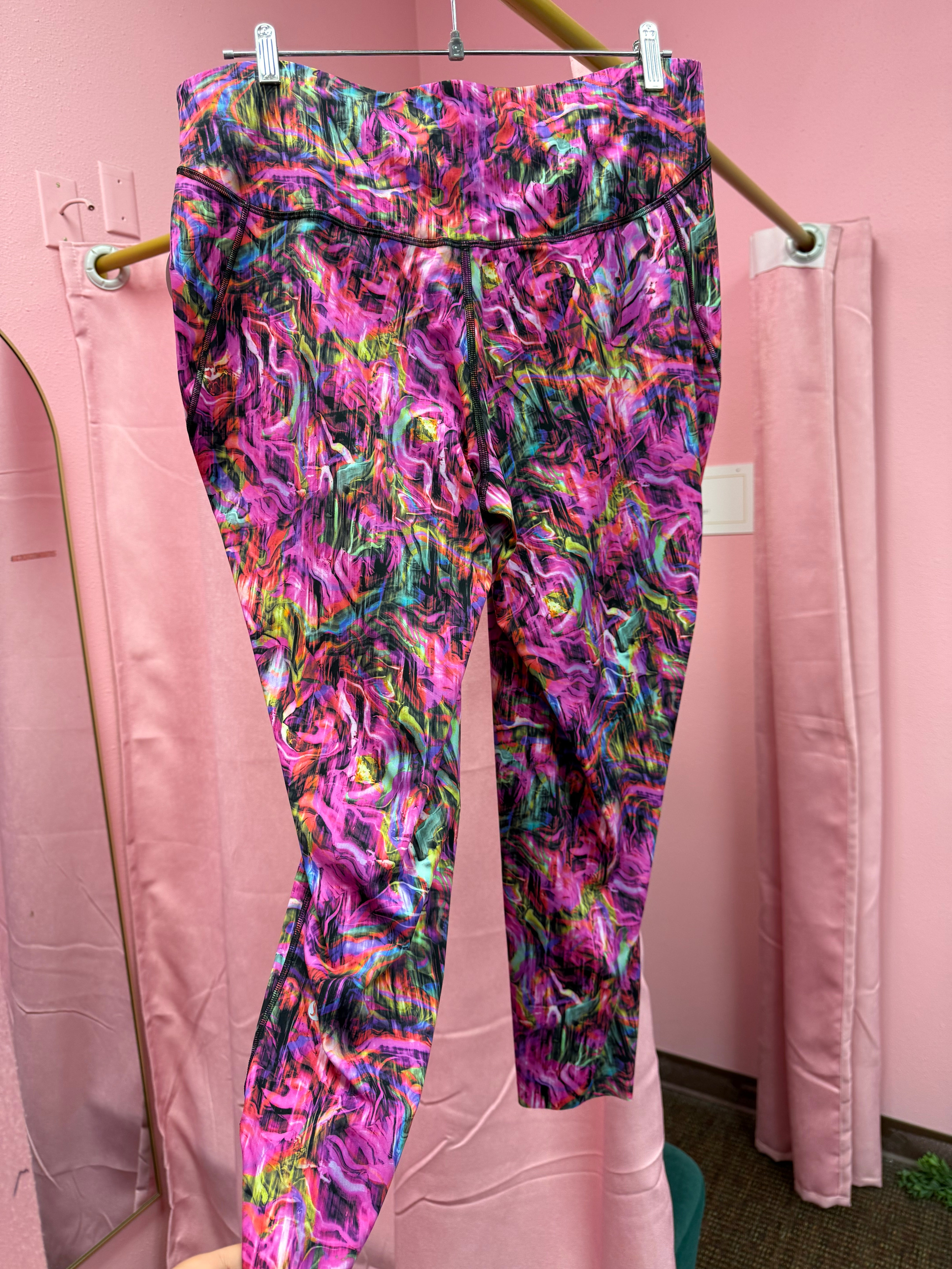 Lululemon Base Pace High Rise Tight Size 16