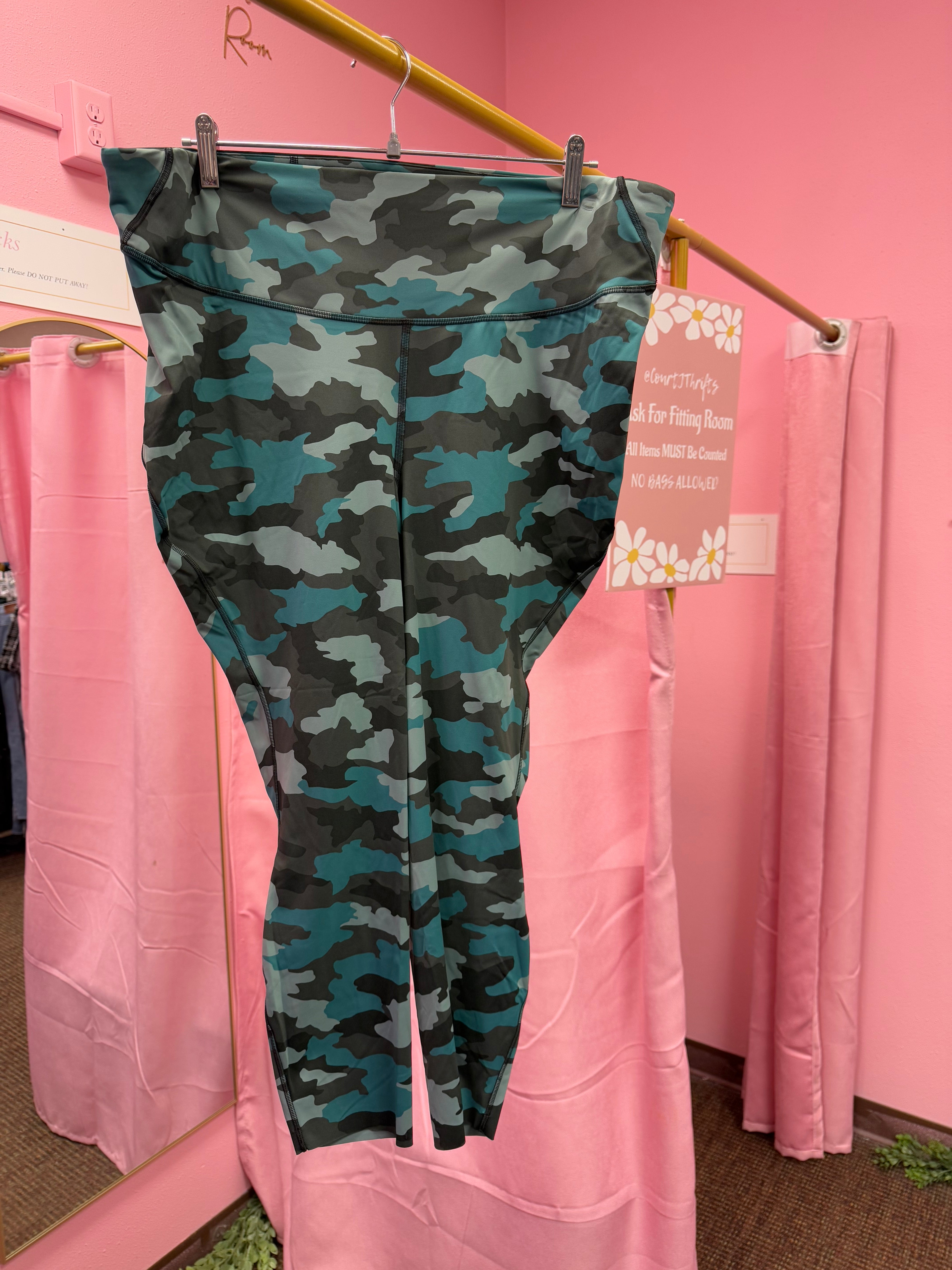 Lululemon Base Pace Tight Size 20