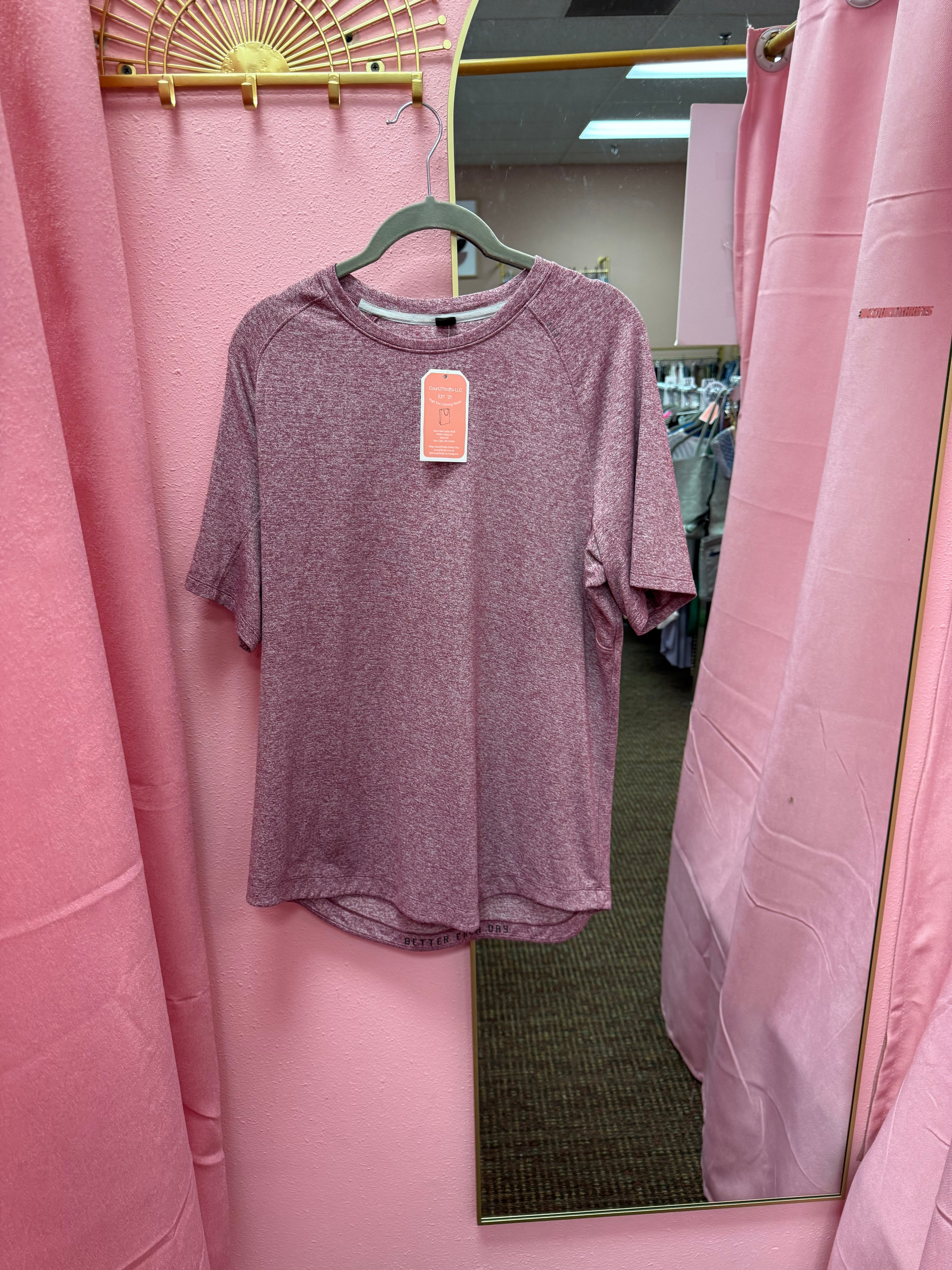 Lululemon Men’s T Shirt Medium