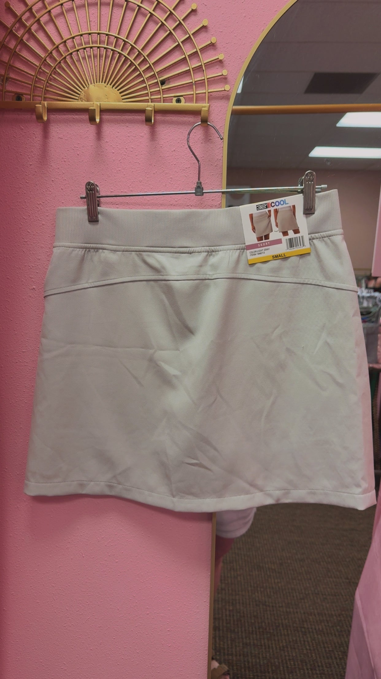 32 Cool NEW WITH TAGS Skort Size Small