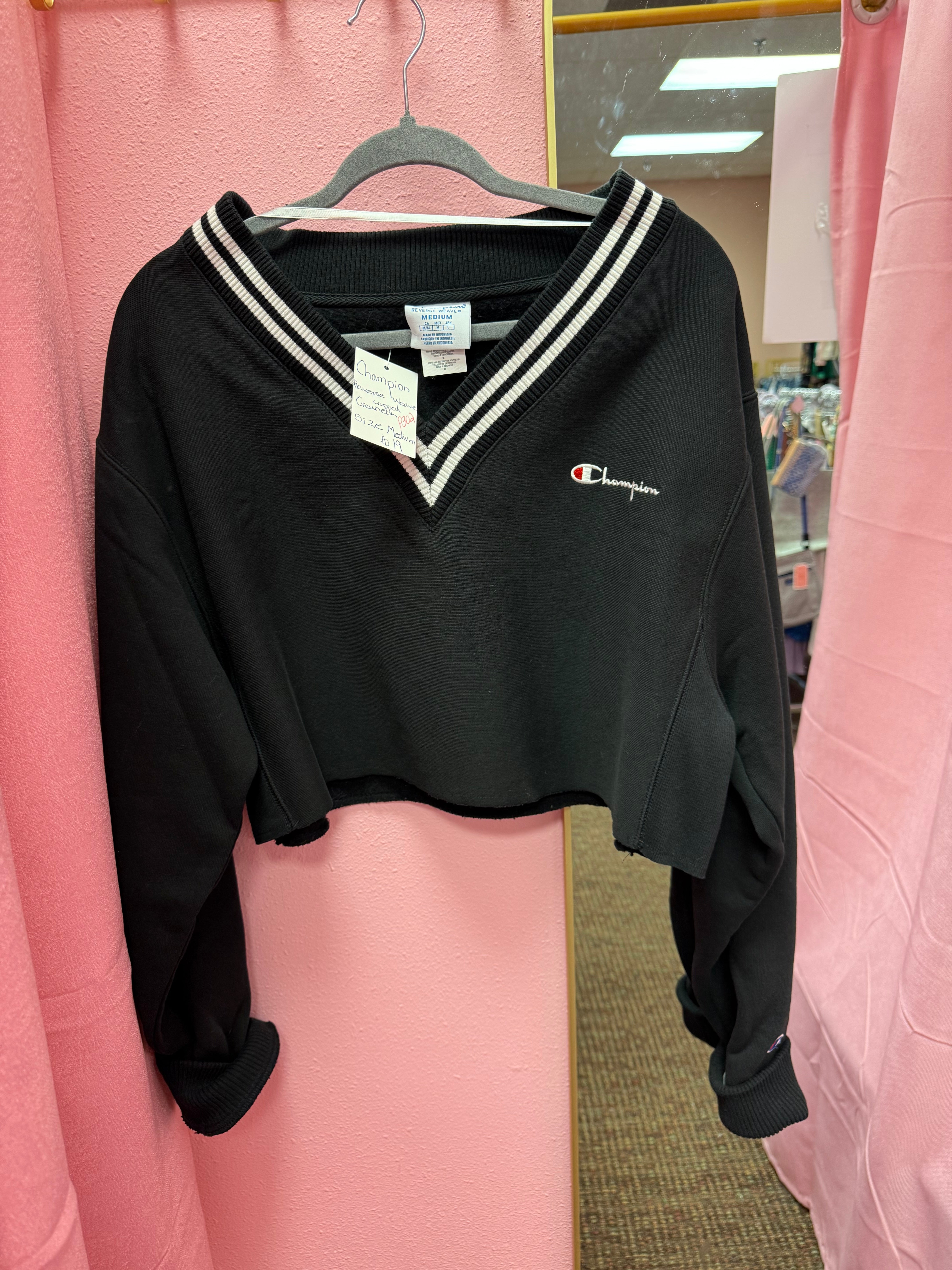 Champion Reverse Weave Cropped Crewneck Medium