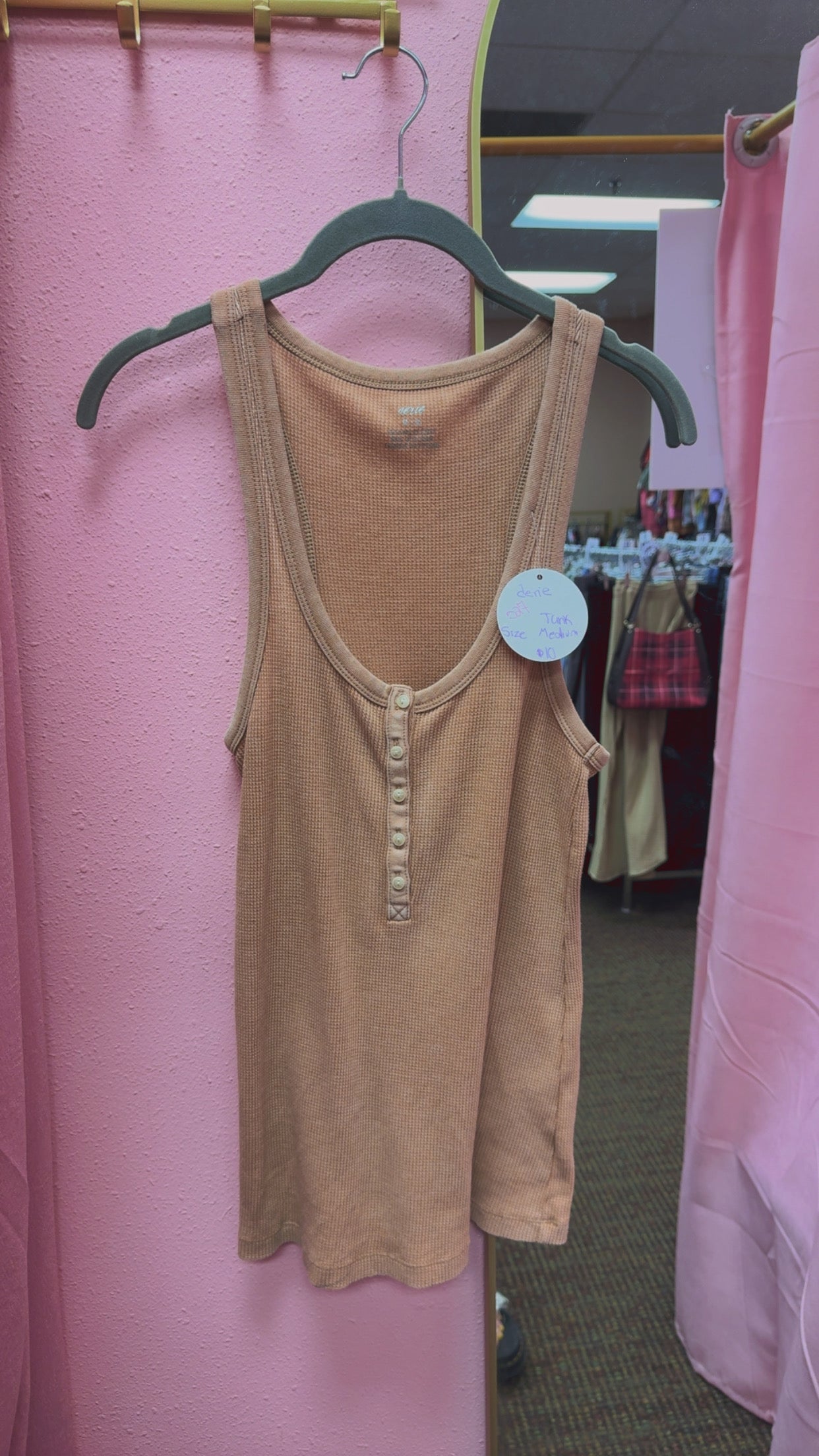 Aerie Tank Size Medium