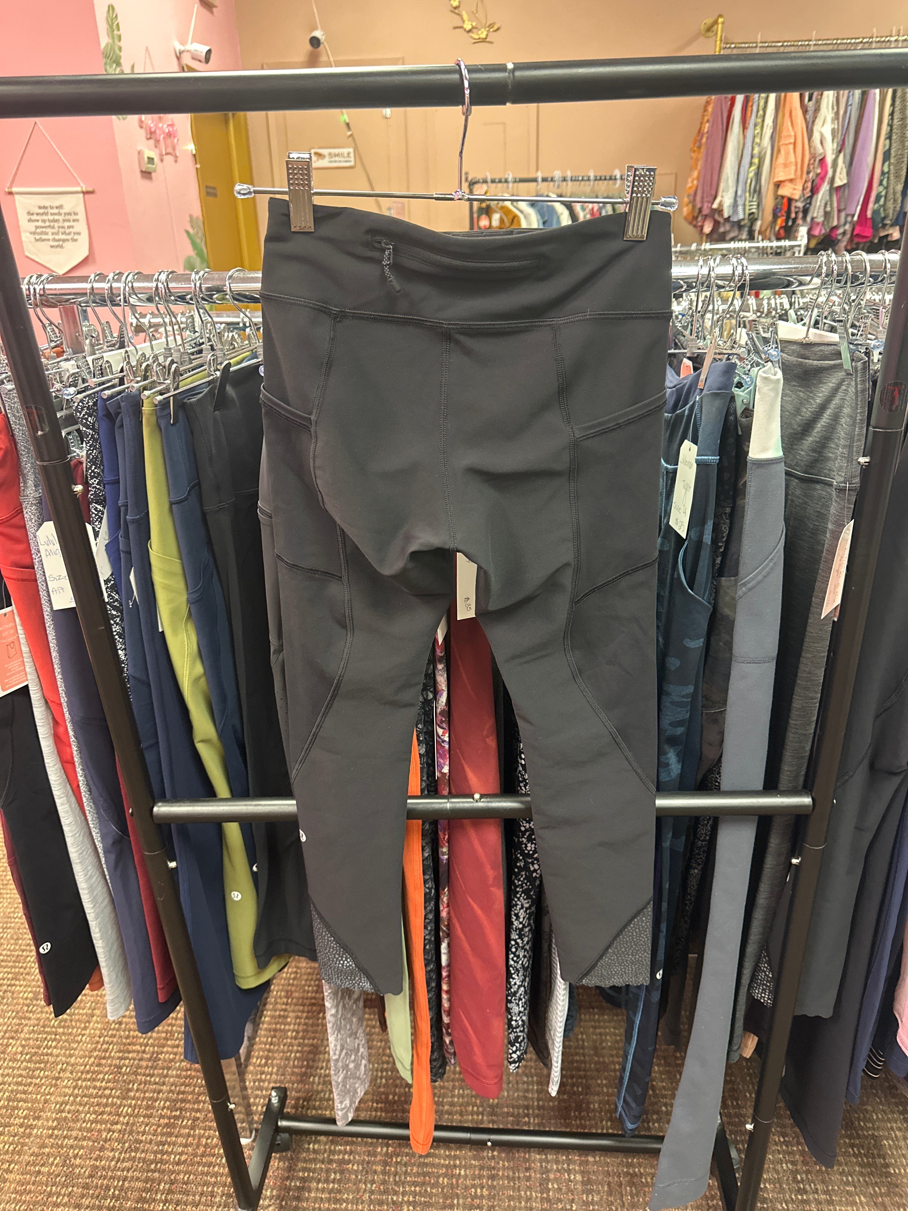 Lululemon Tight Stuff Tight 25” Size 4