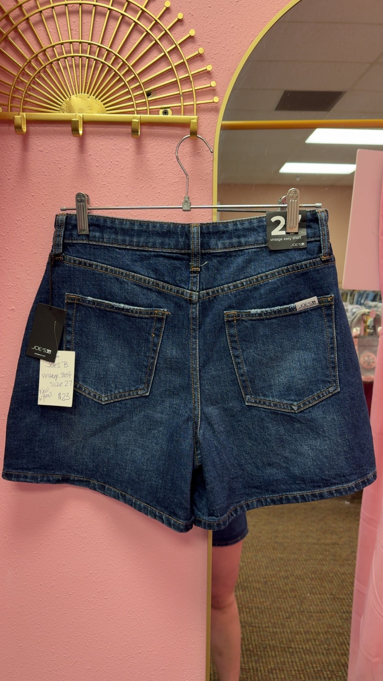Joe’s B NEW WITH TAGS “Vintage Short” Size 27