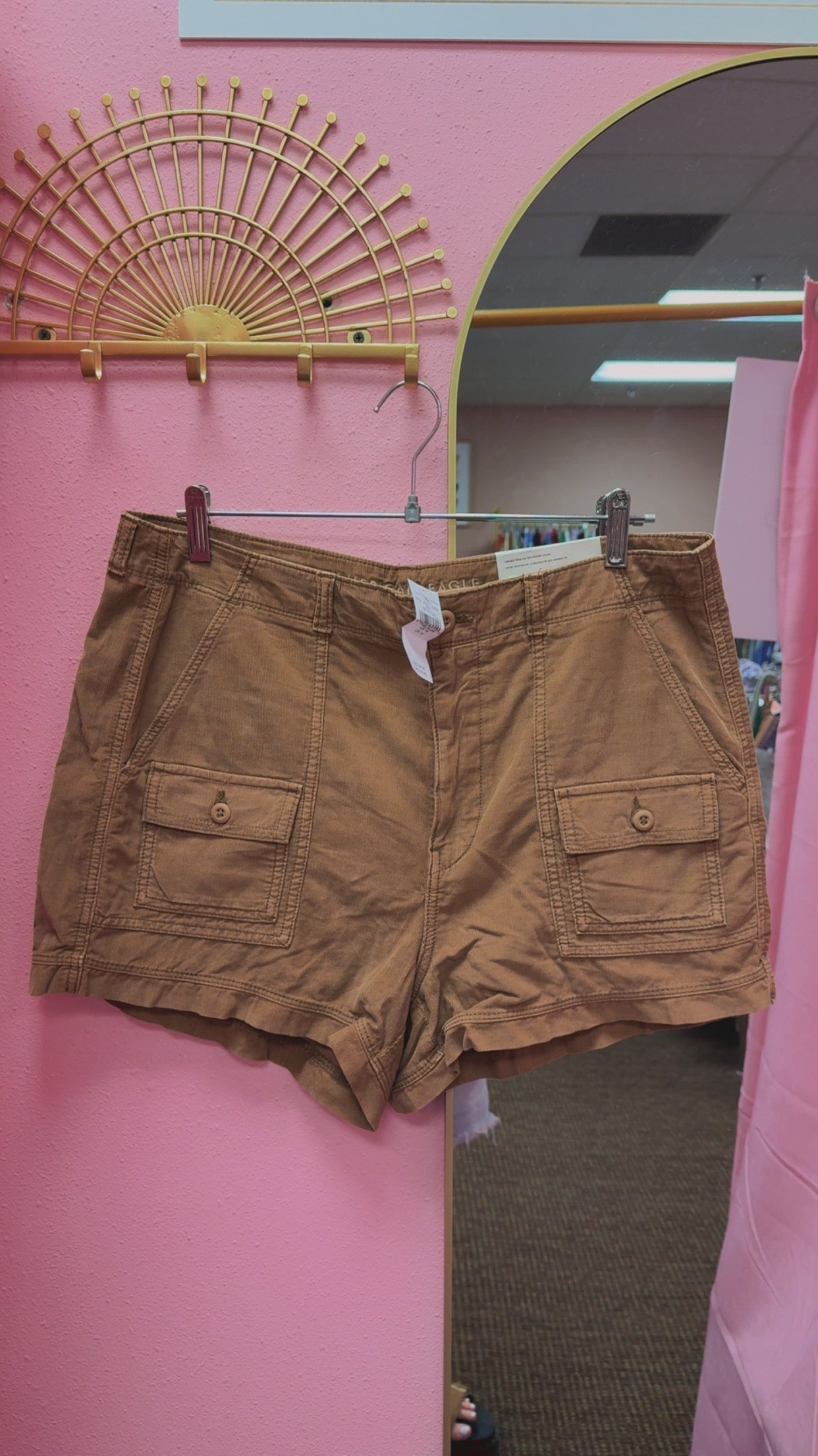 American Eagle NEW WITH TAGS 90’s Boyfriend Shorts Size 14