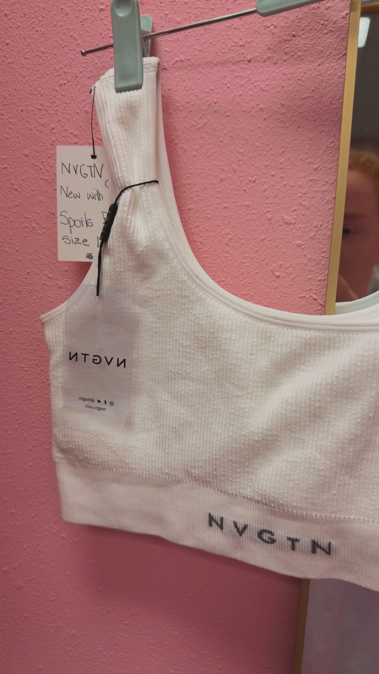 NVGTN NWT Sports Bra Size Large