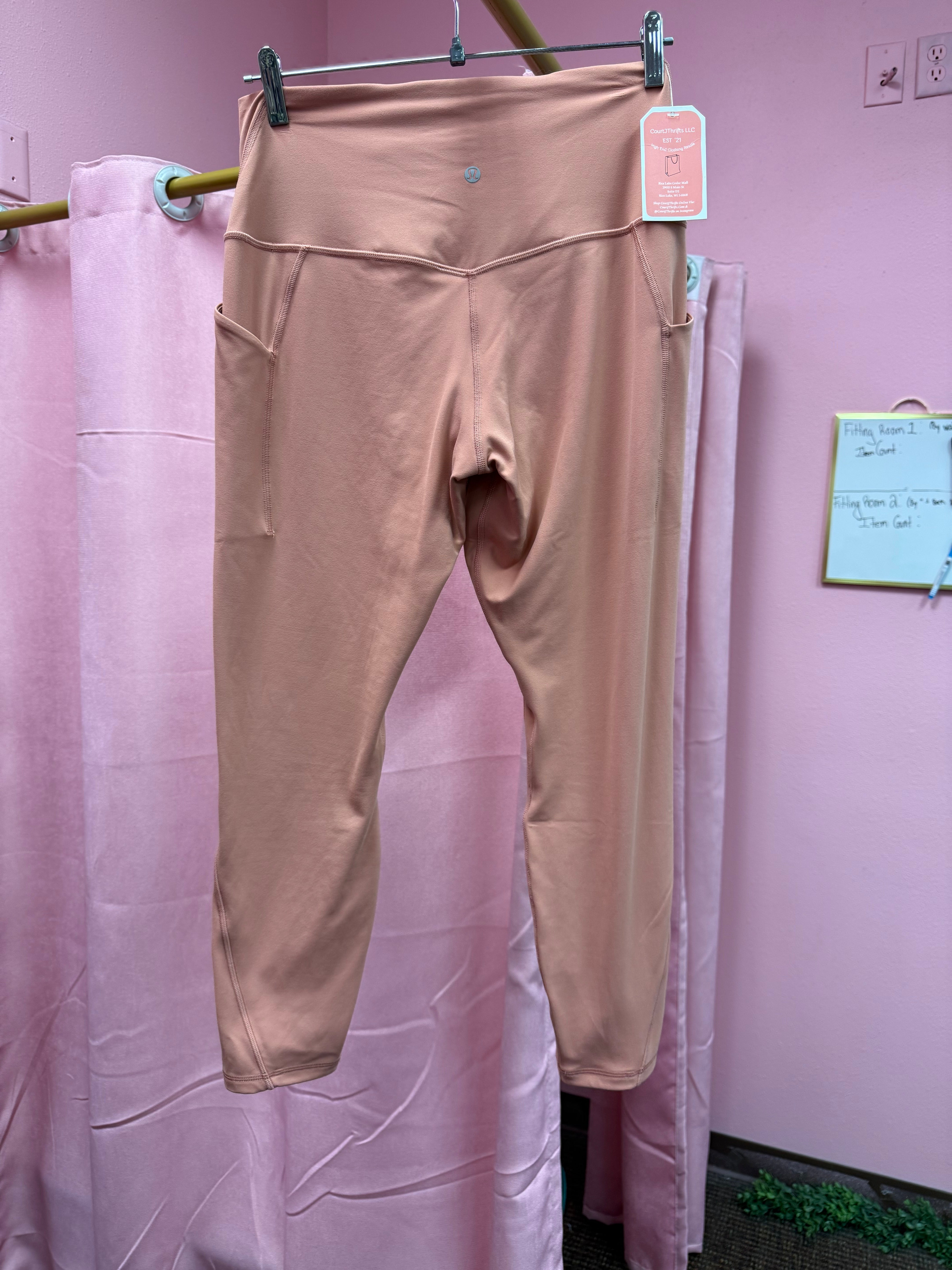 Lululemon Aligns With Pockets Size 10