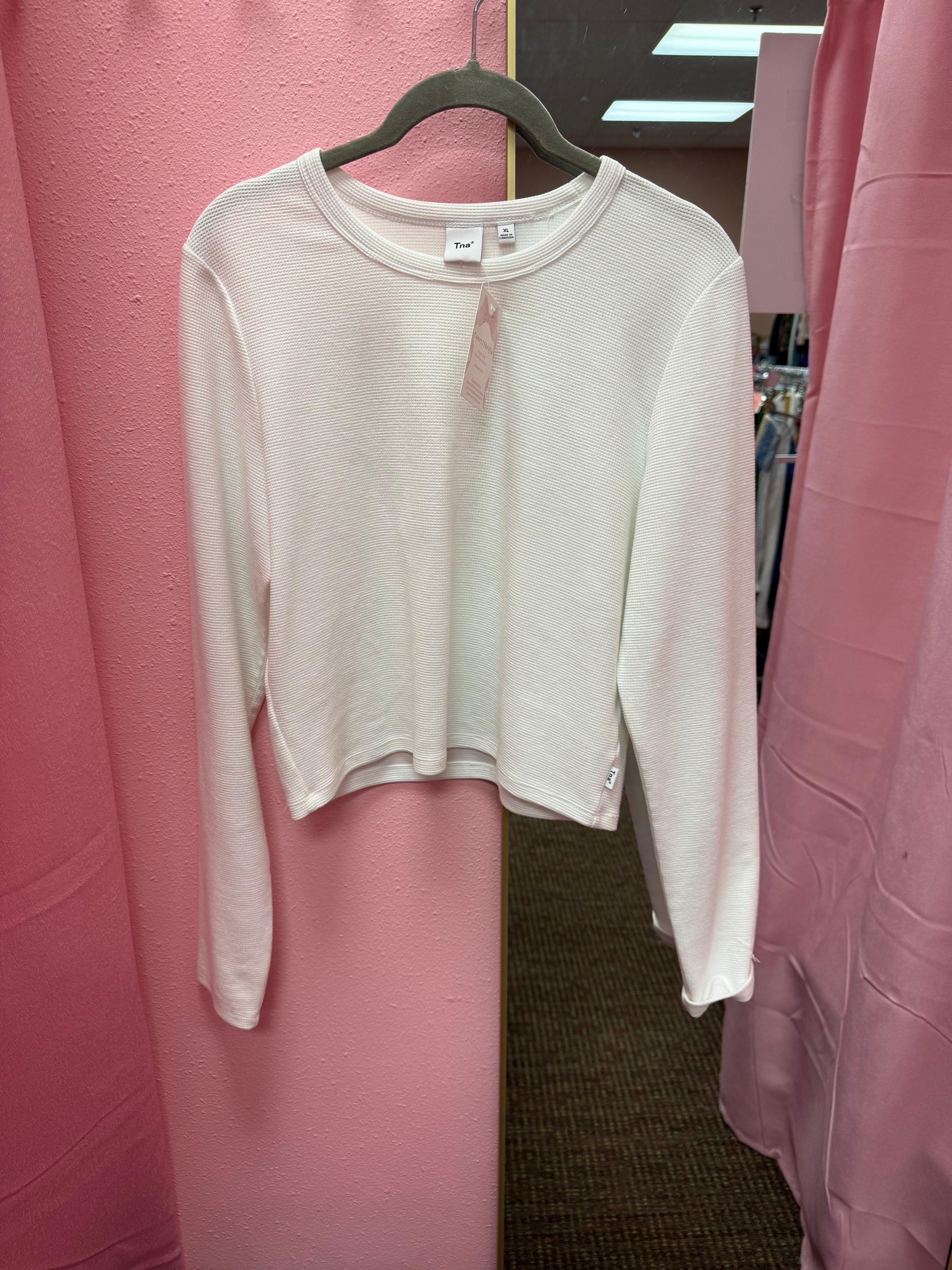 TNA Aritzia Long Sleeve XL