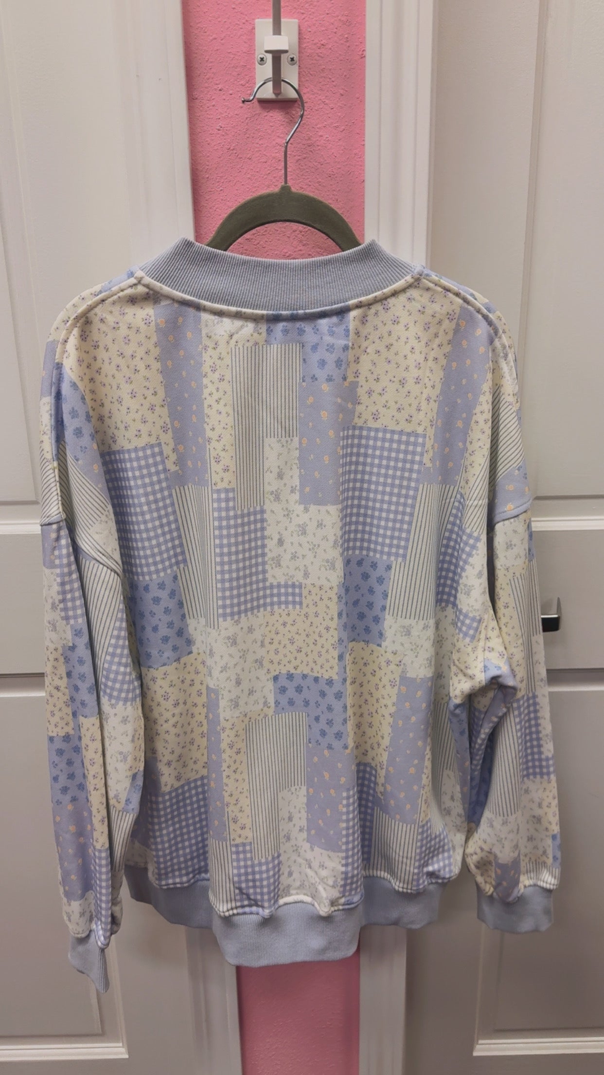 CourtJThrifts Le Lis Quilted Blue Embroidered Mockneck