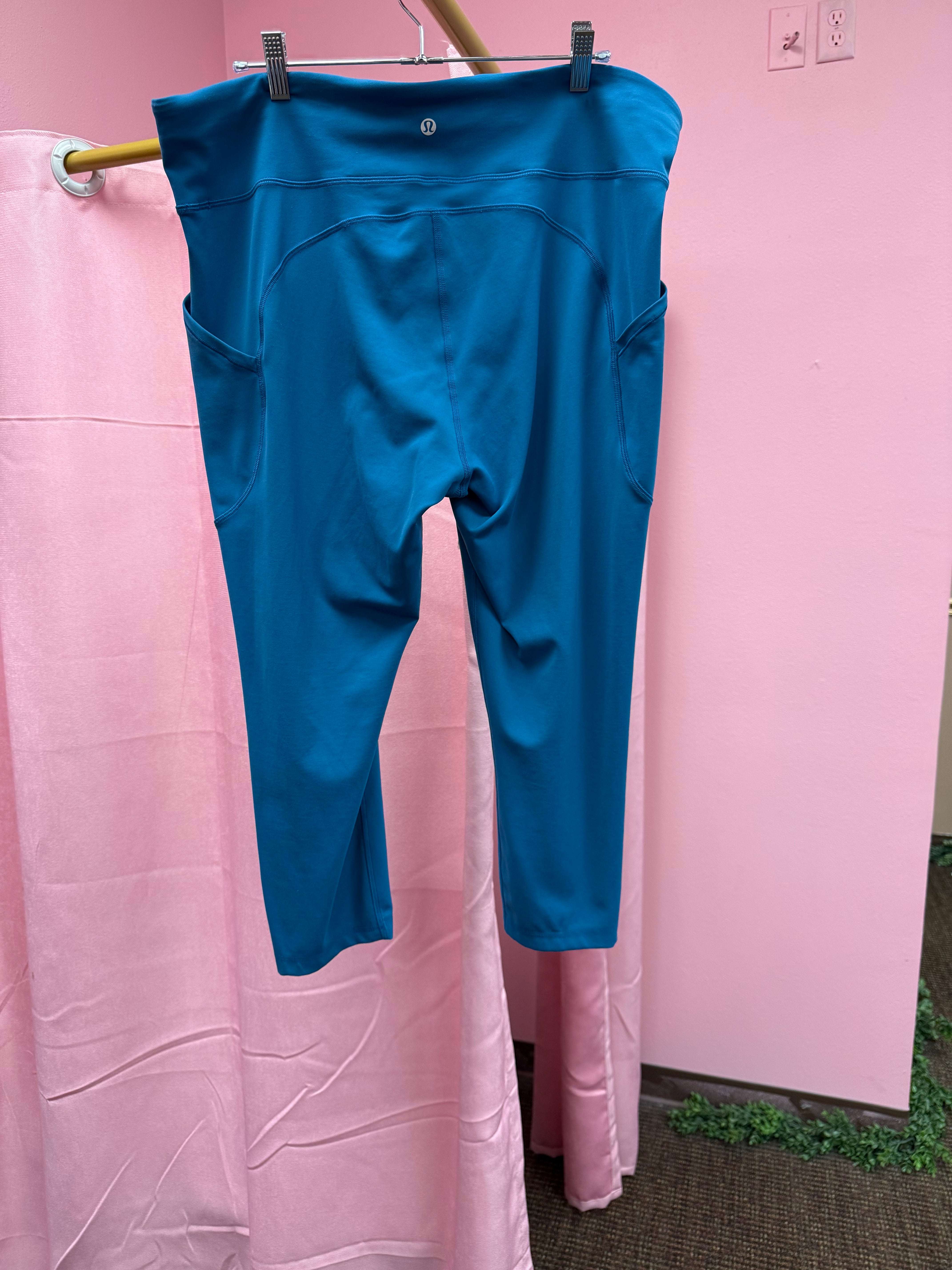 Lululemon Invigorate High Rise Leggings With Pockets Size 18