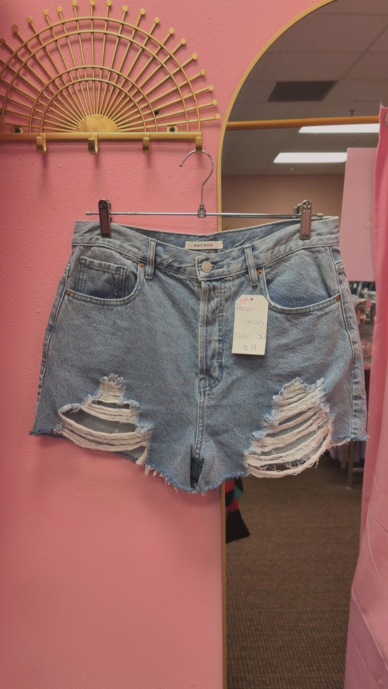 PacSun Distressed Shorts Size 30
