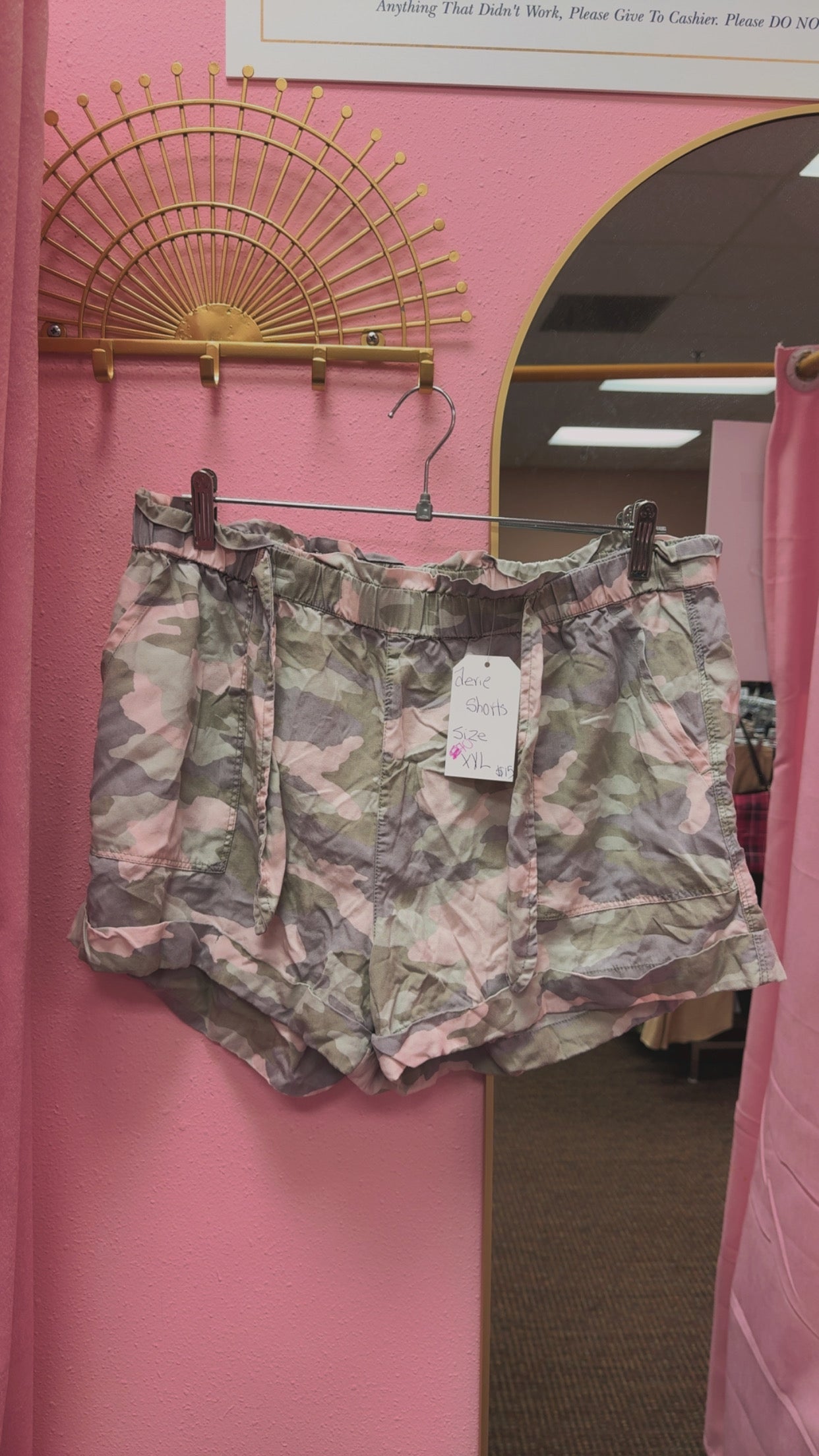 Aerie Camo Shorts Size XXL