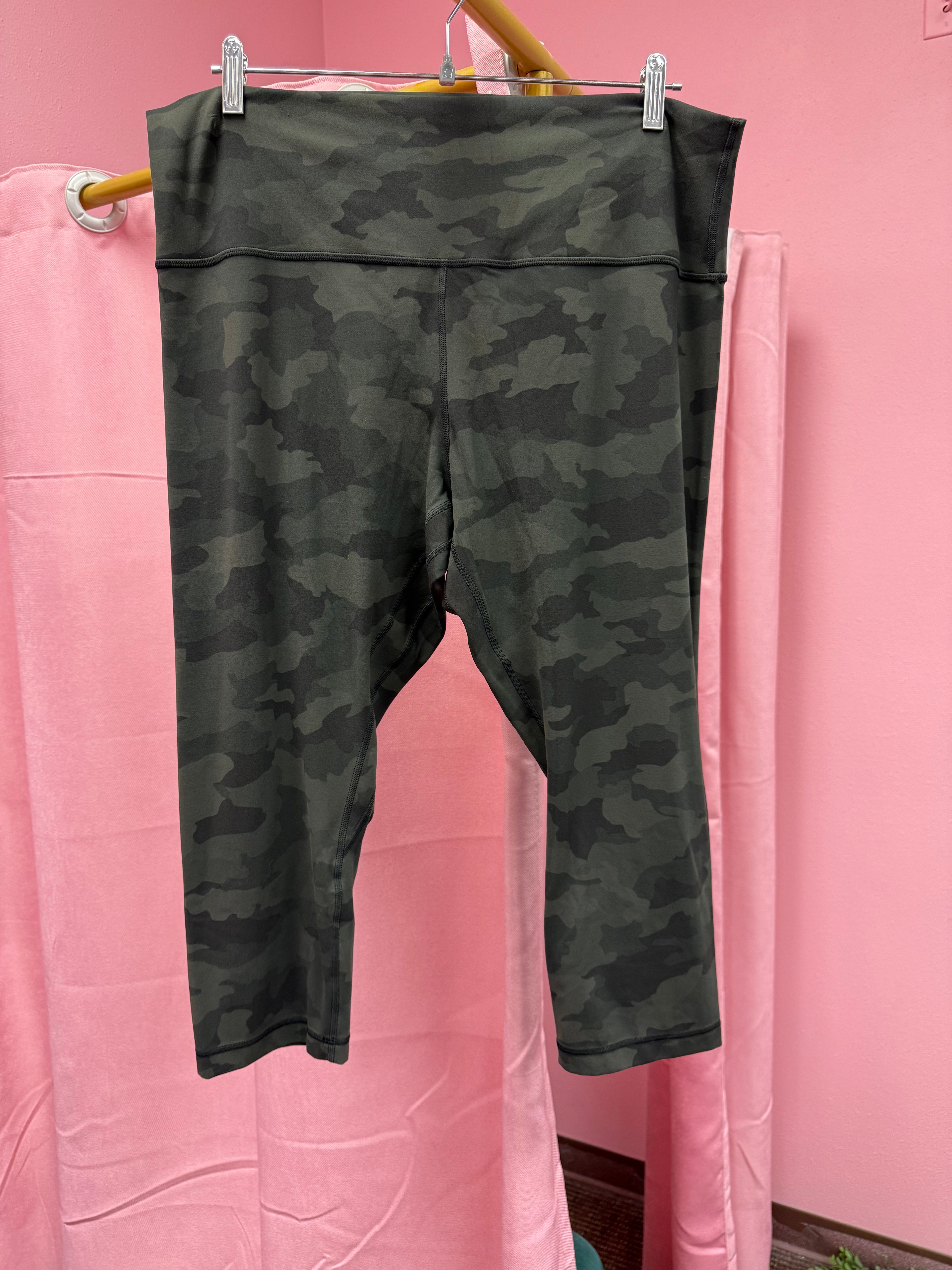 Lululemon Align High Rise Crop Dark Olive Camo Size 18