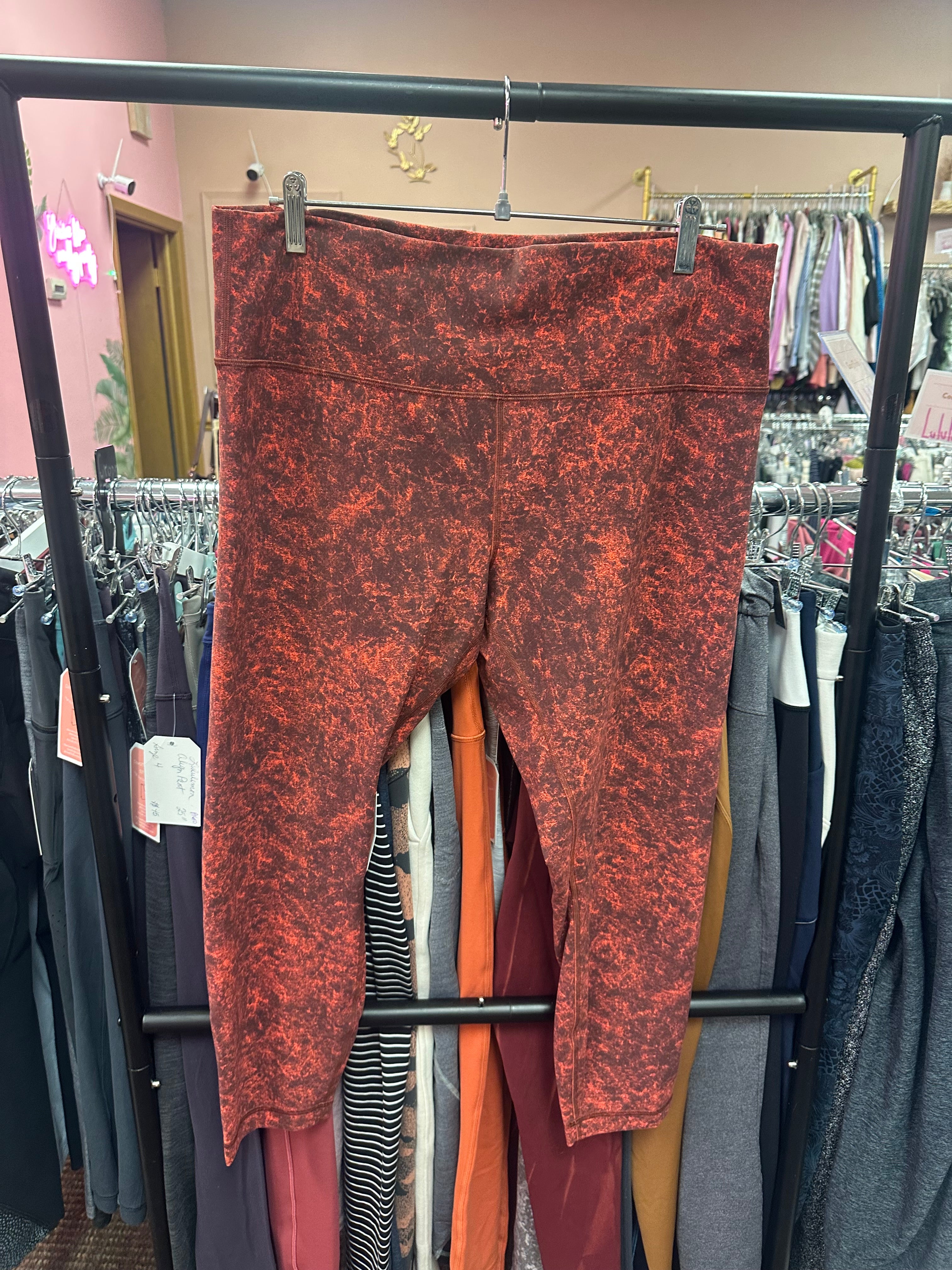 Lululemon Hi-Rise Wunder Train Size 18 “25