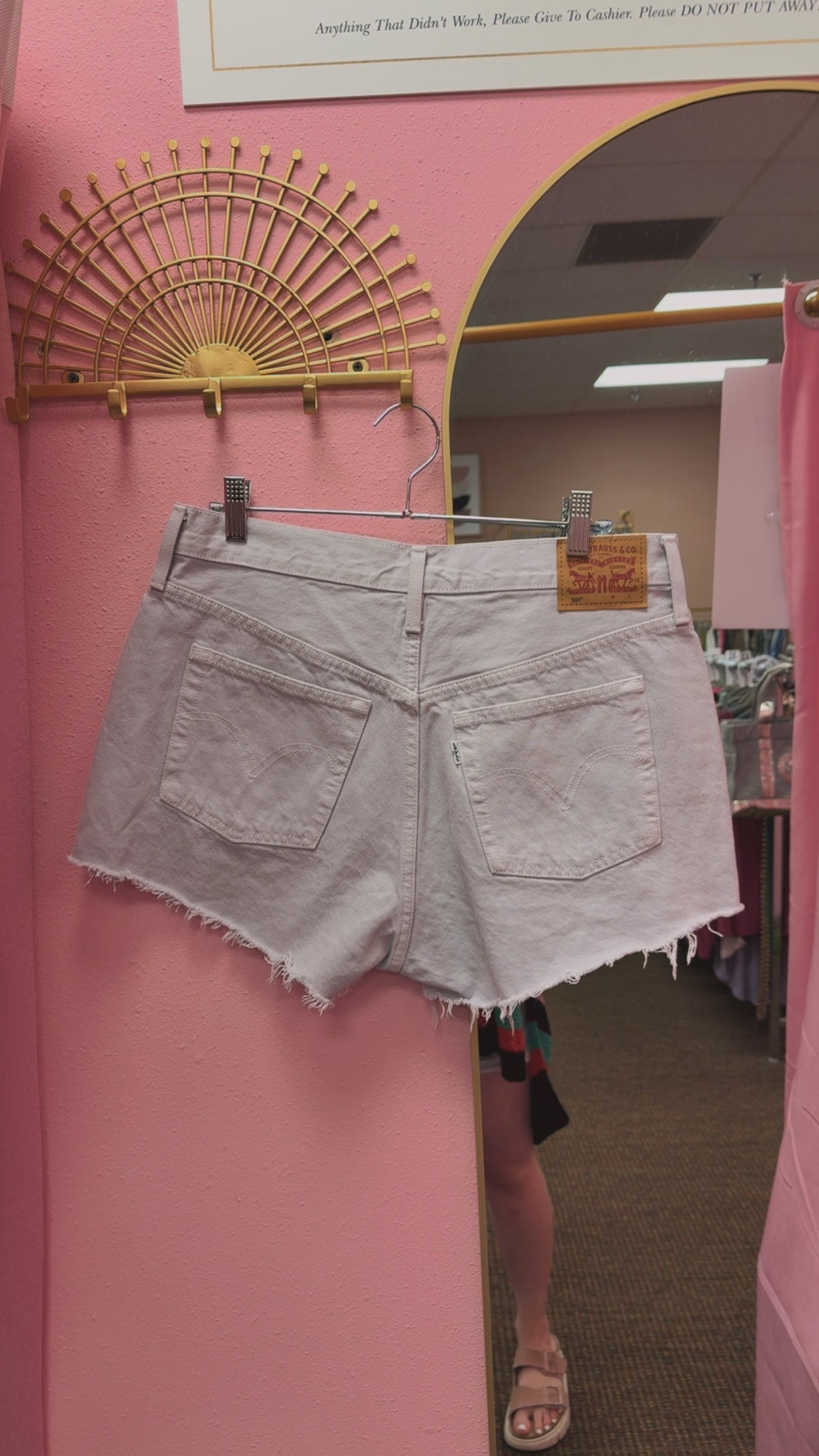 Levi’s 501 Lilac Shorts Size 31