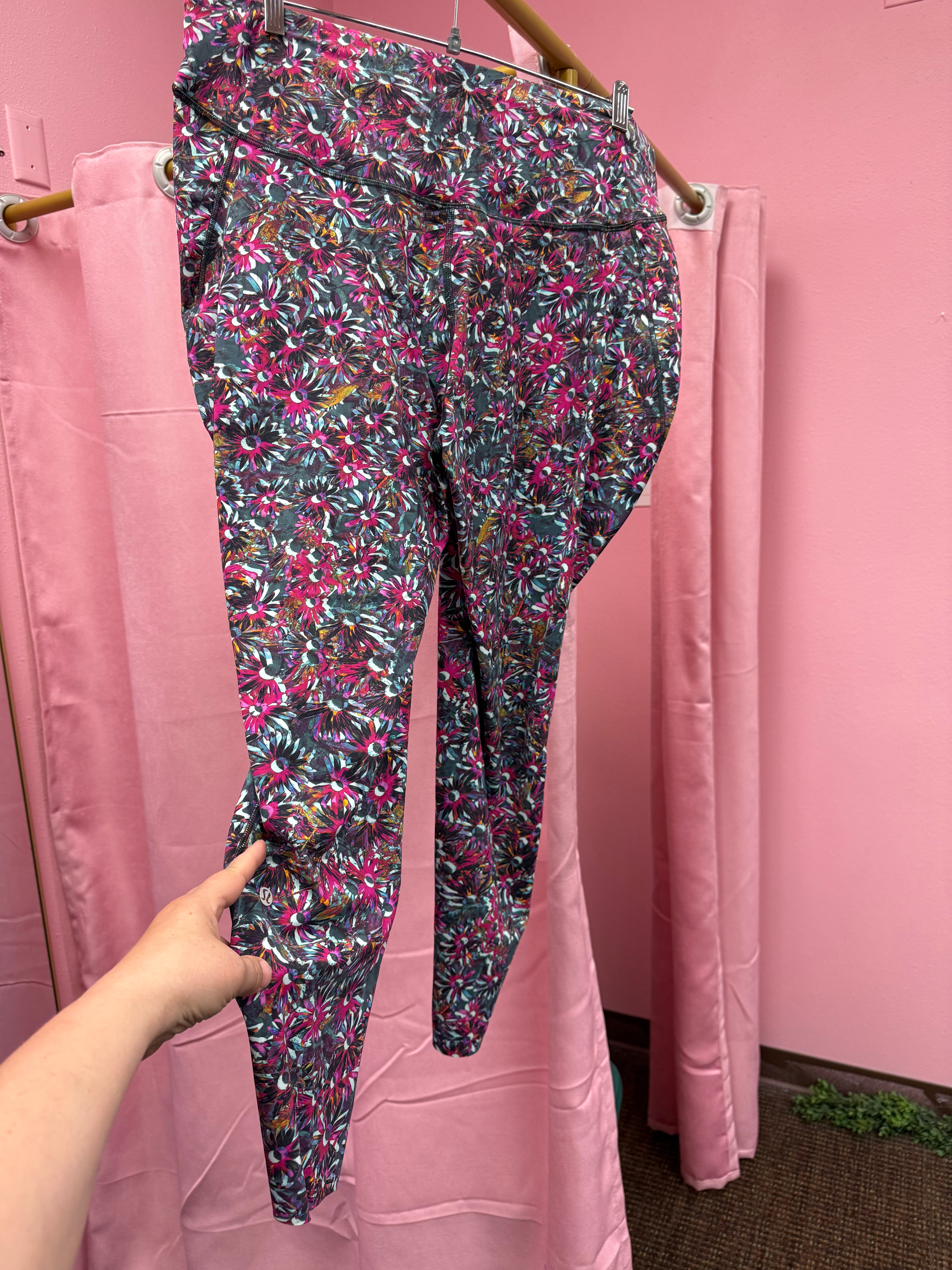 Lululemon Base Pace High Rise Leggings Floral Electric Size 18