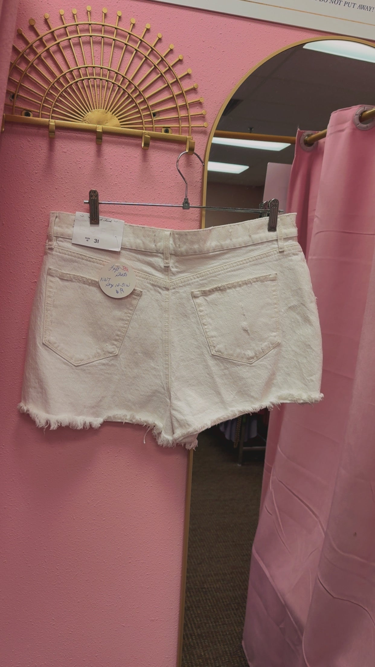 Loft NEW WITH TAGS Distressed Shorts Size 12/31