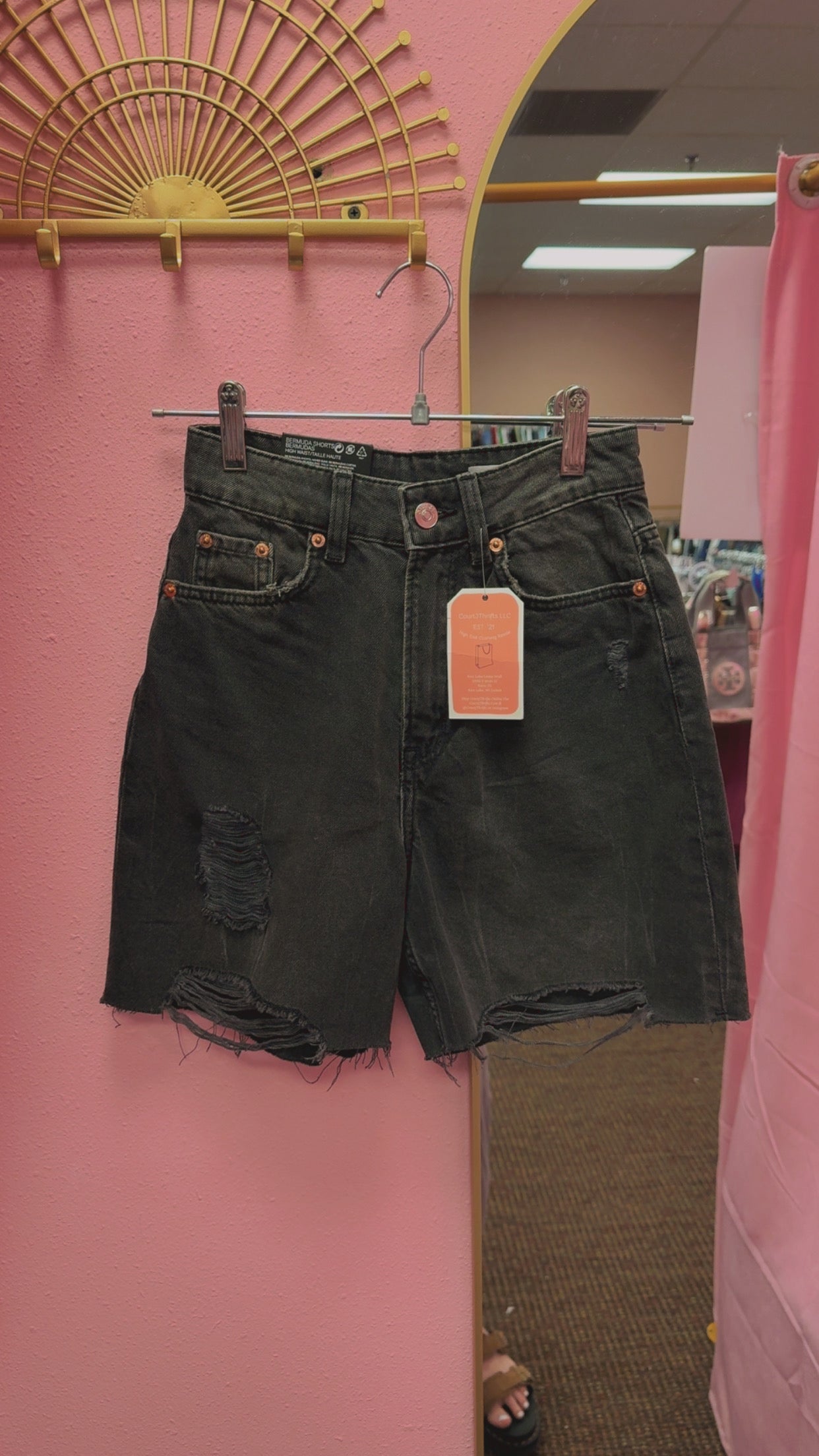 H&M NEW WITH TAGS Distressed Bermuda Shorts Size 0