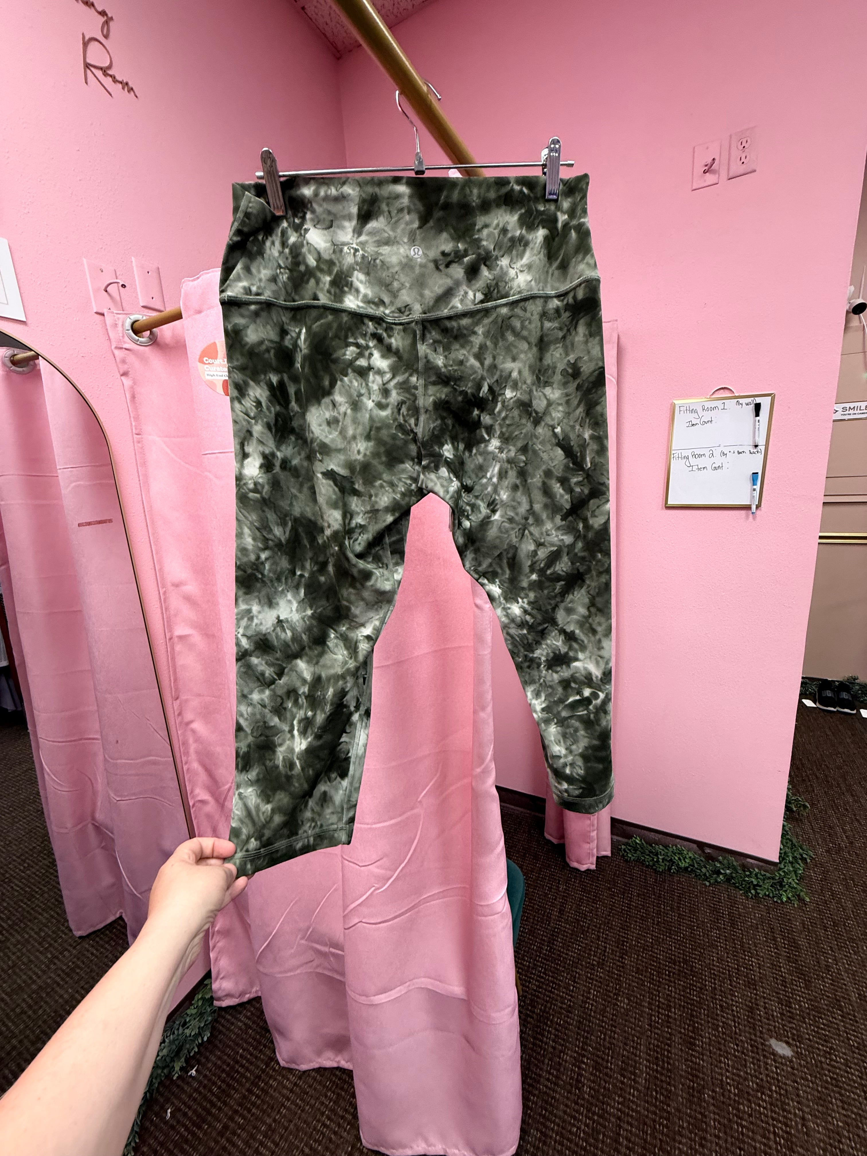 Lululemon Align Crop size 16