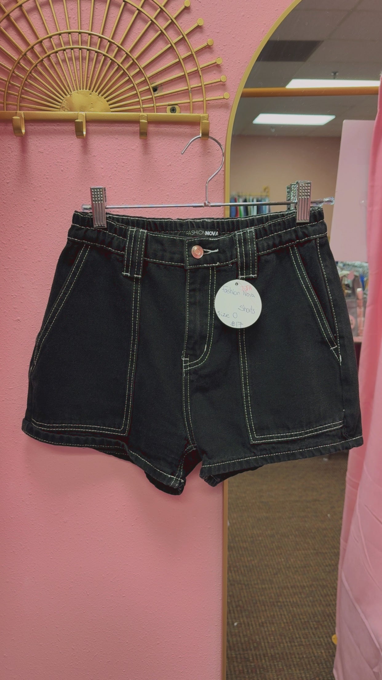 Fashion Nova Cargo Shorts Size 0