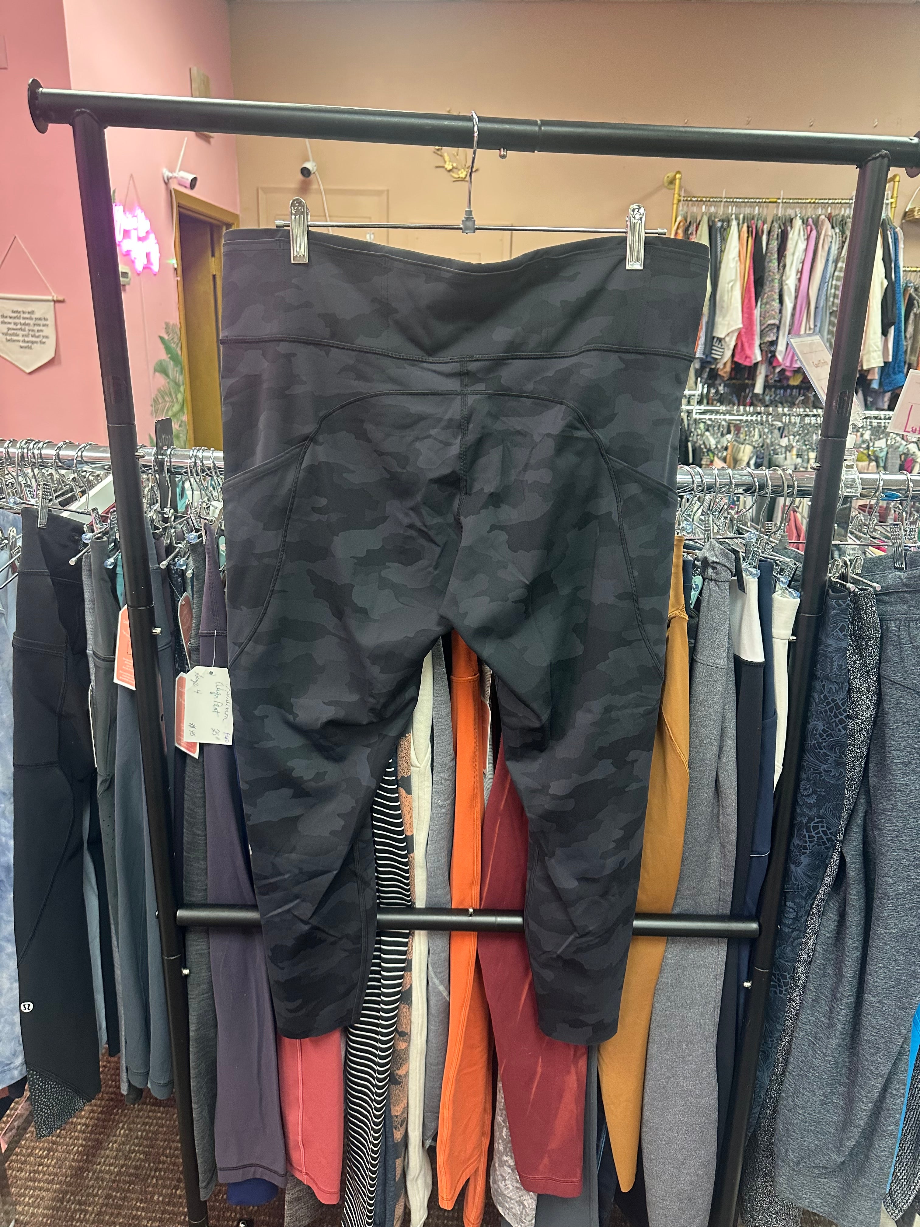 Lululemon Fast & Free “25 Size 18