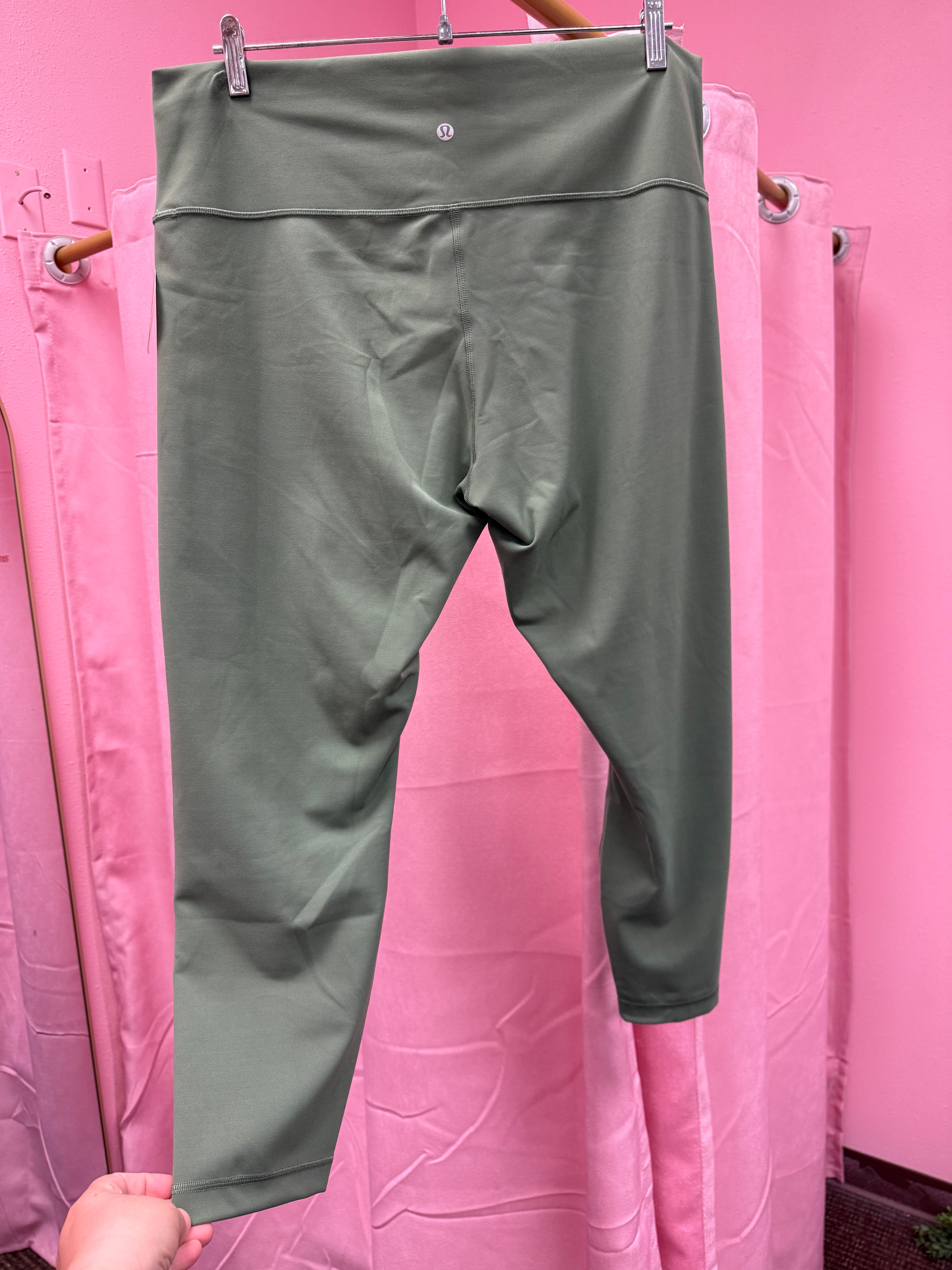 Lululemon Wunder Train High Rise Leggings Size 18