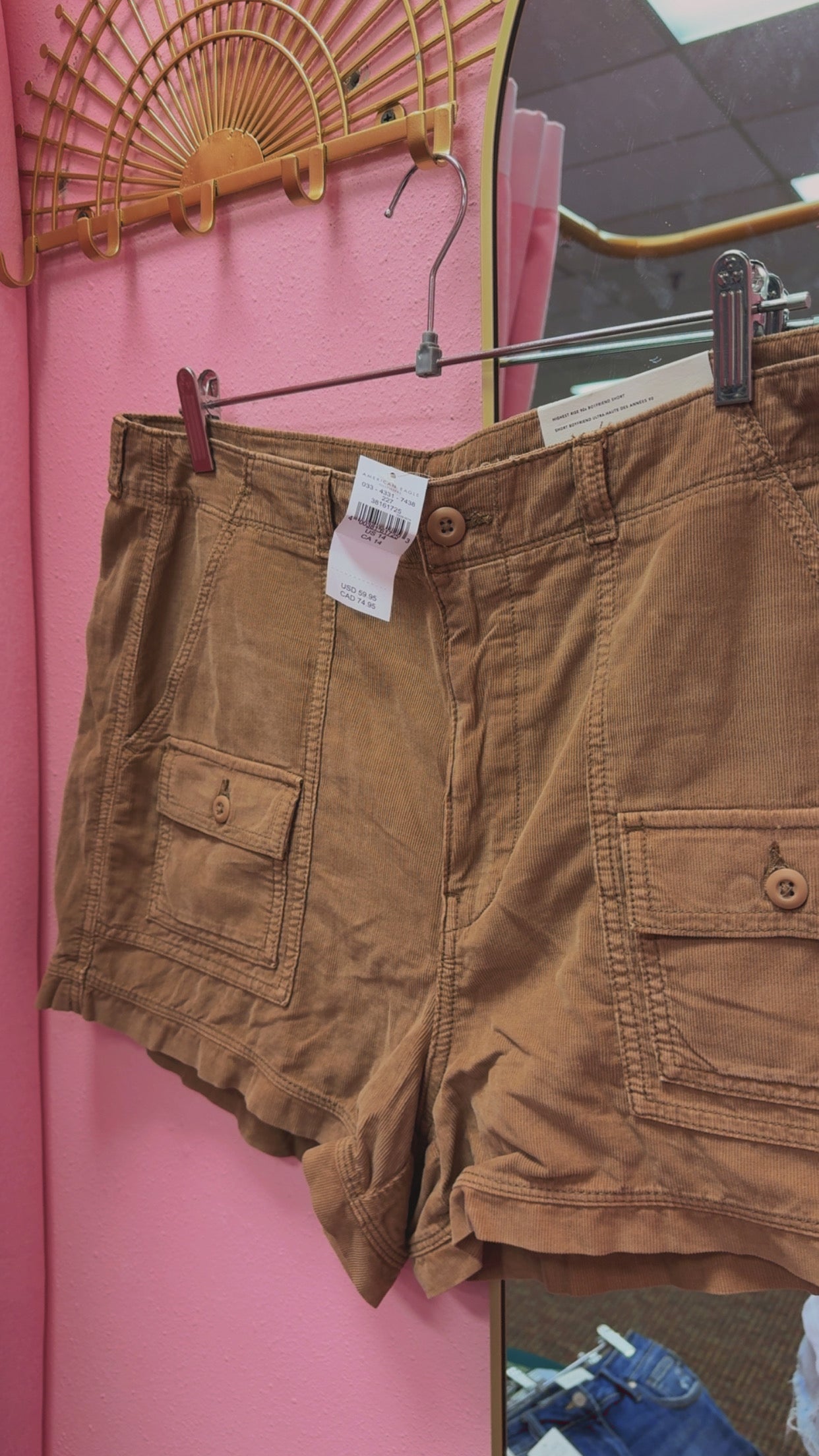 American Eagle NEW WITH TAGS 90’s Boyfriend Shorts Size 14