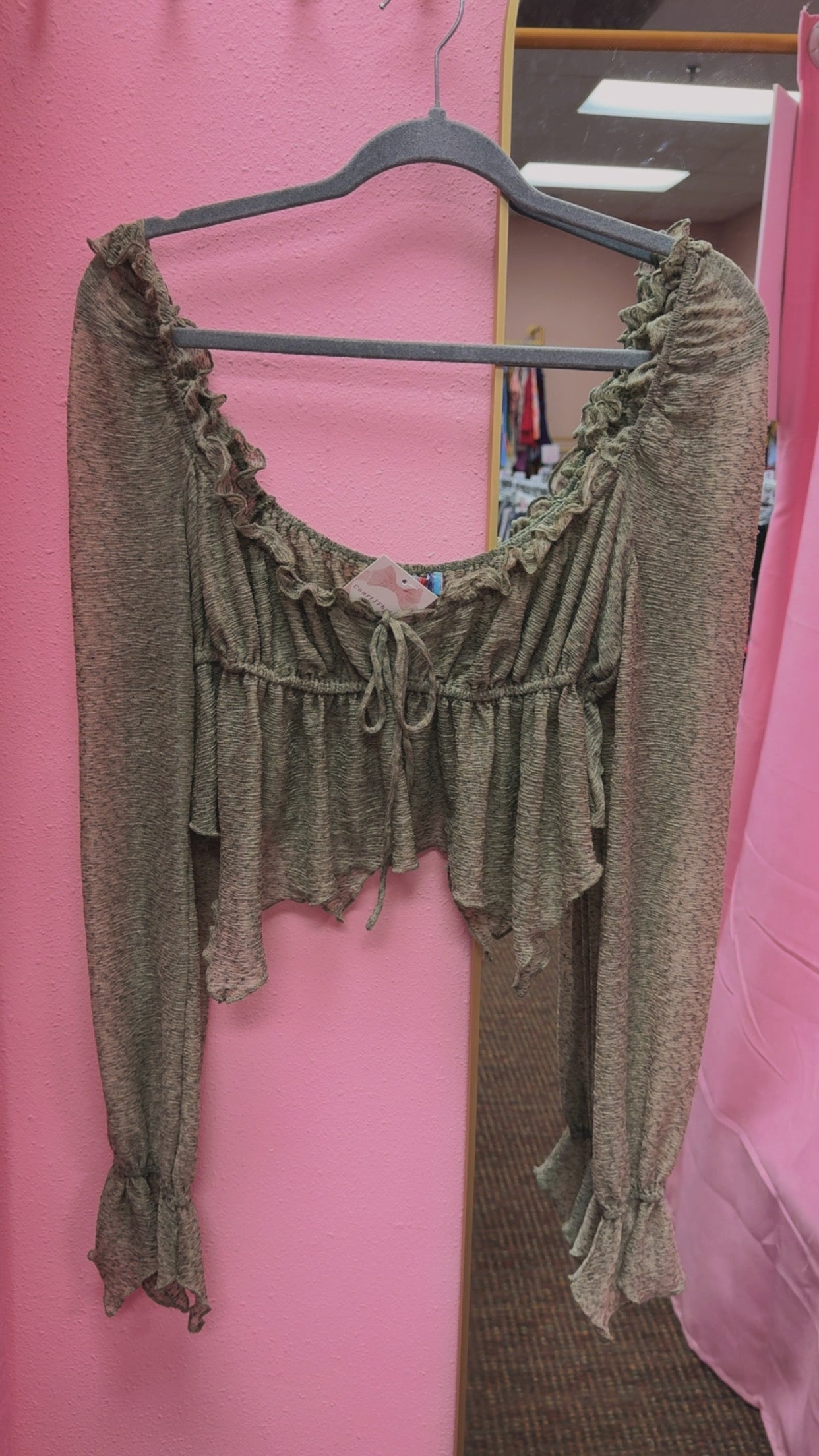 Urban Outfitters Flowy Top Size Large
