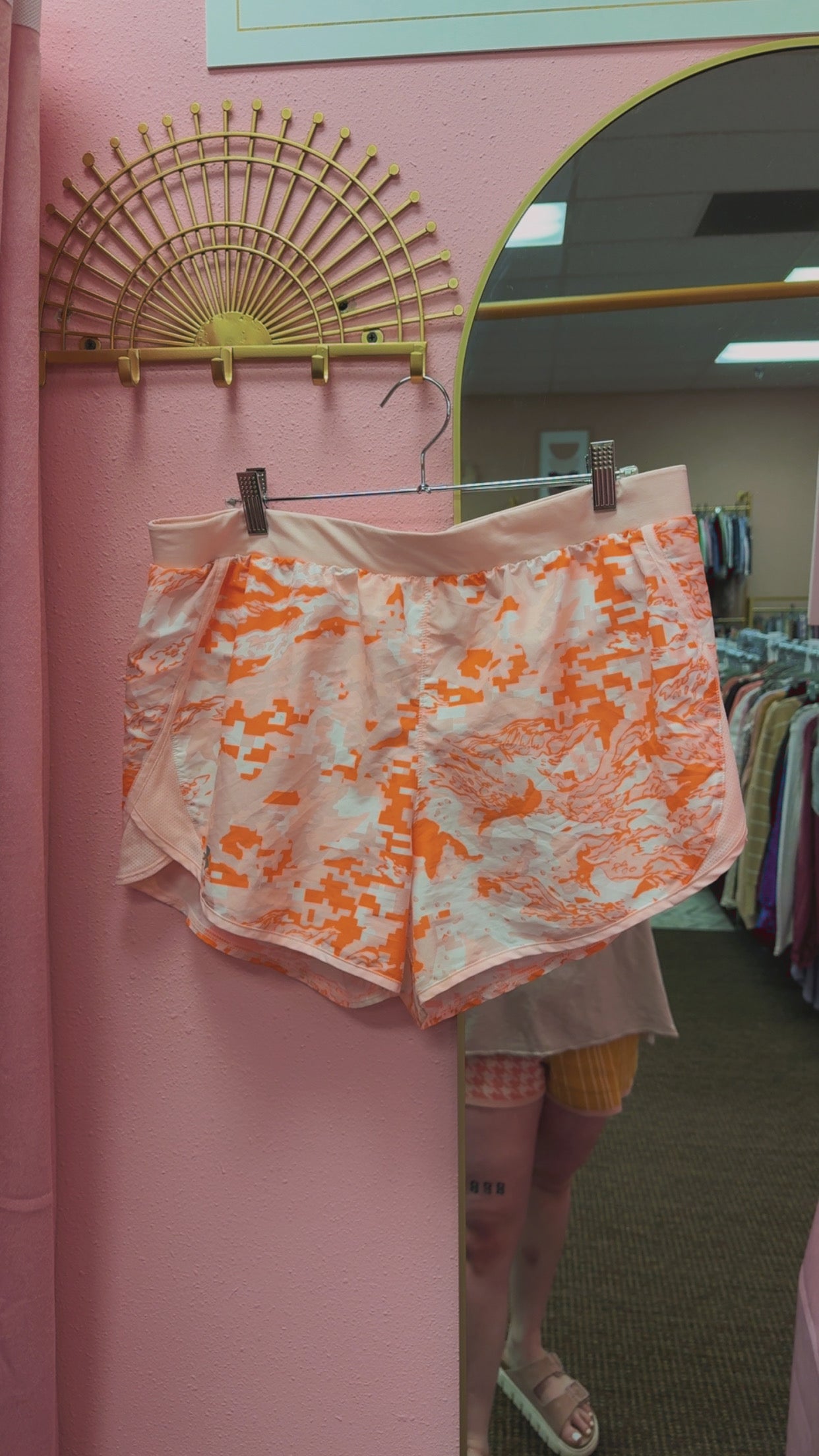 Under Armour Athletic Shorts Size XL