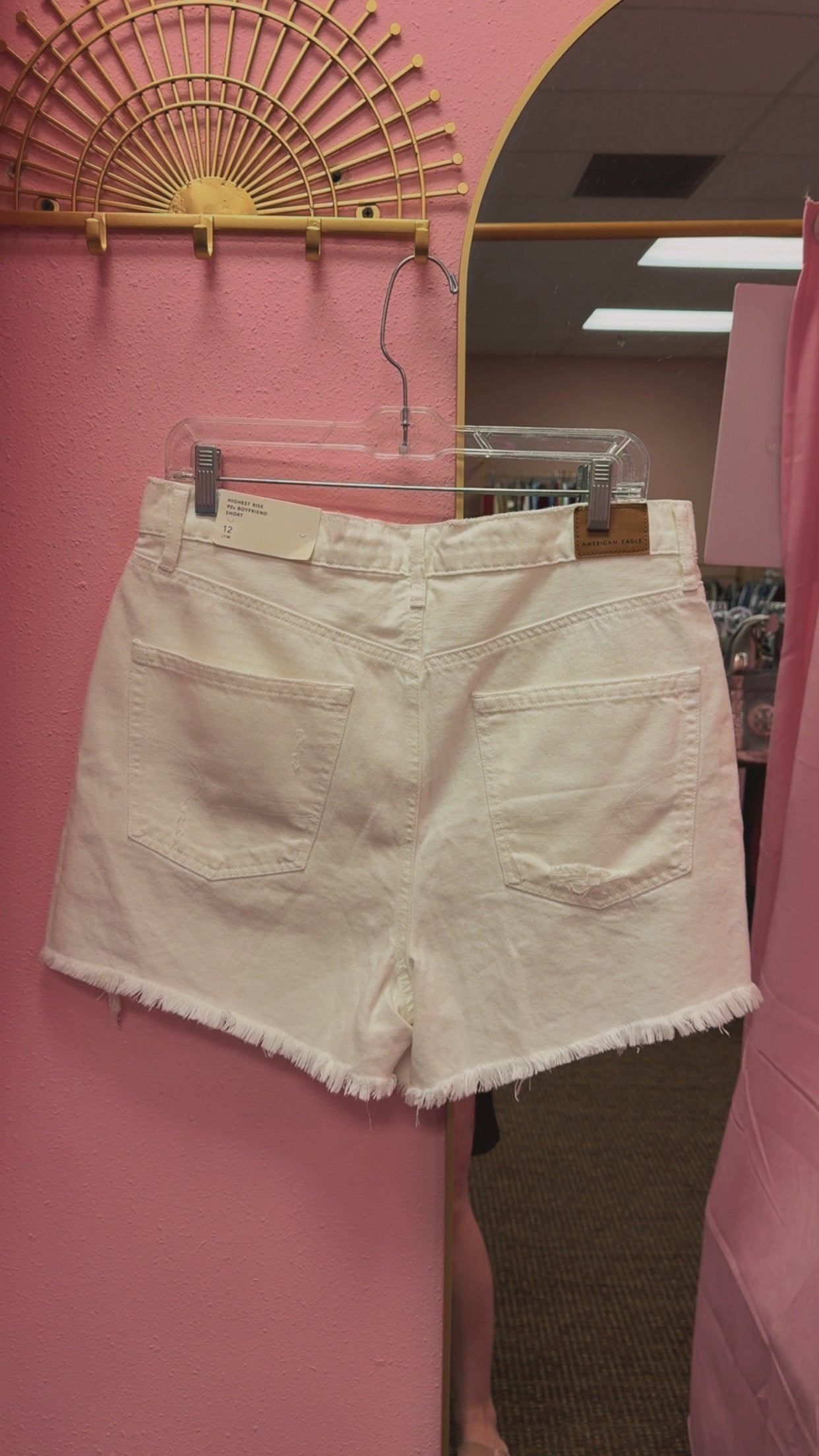 American Eagle NEW WITH TAGS 90’s Boyfriend Shorts Size 12
