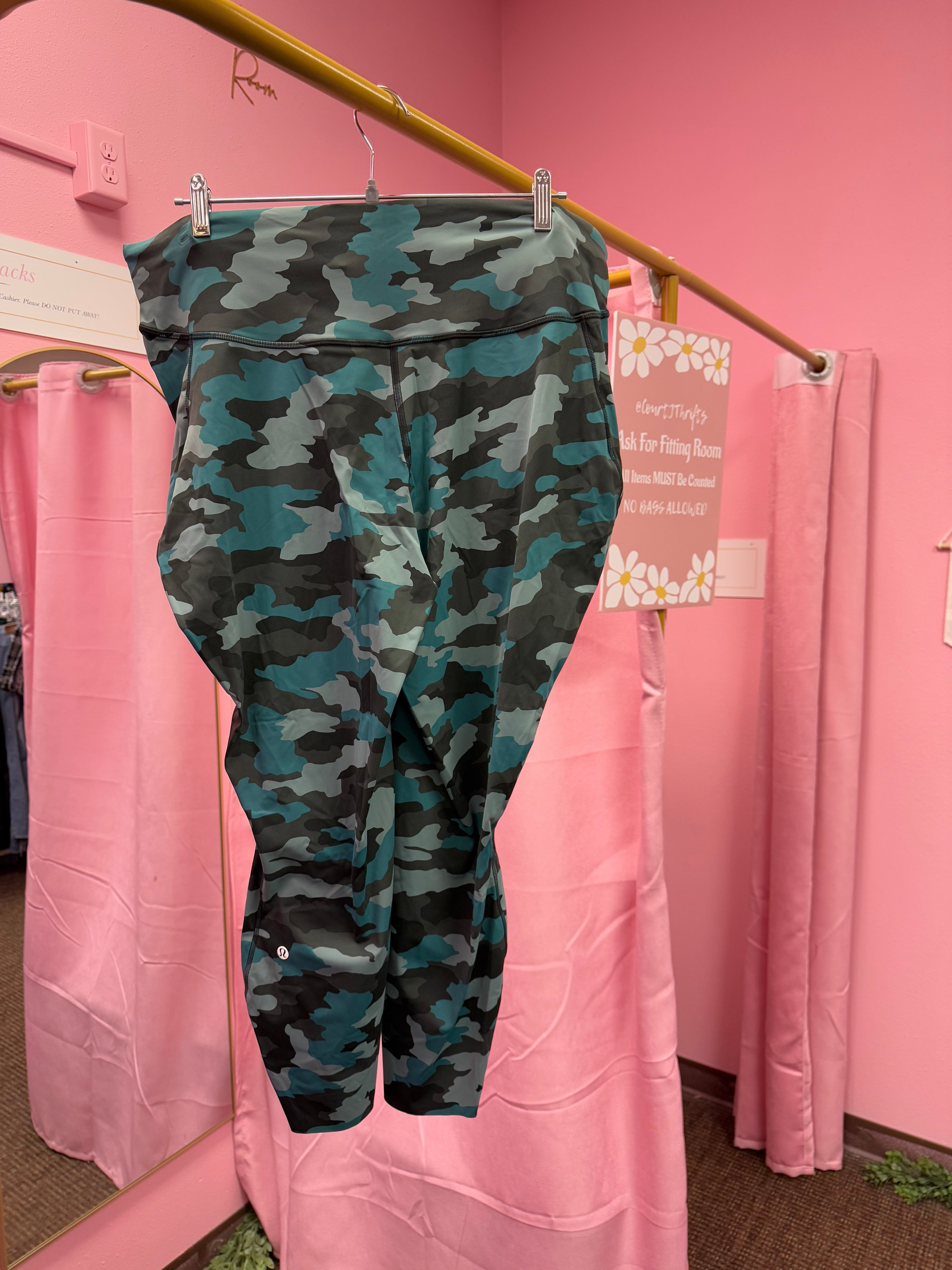 Lululemon Base Pace Tight Size 20