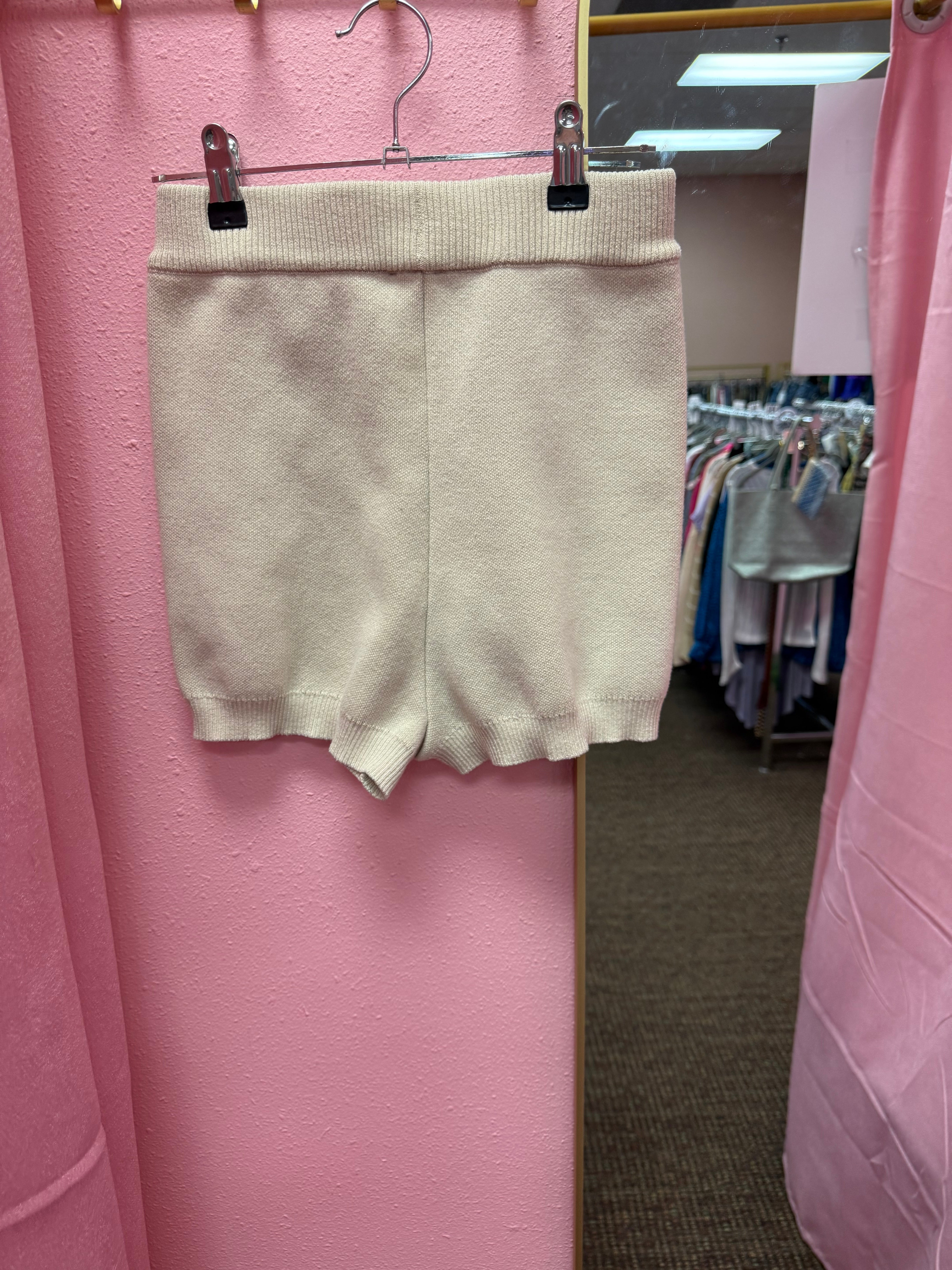 Princess Polly Shorts Size M/L