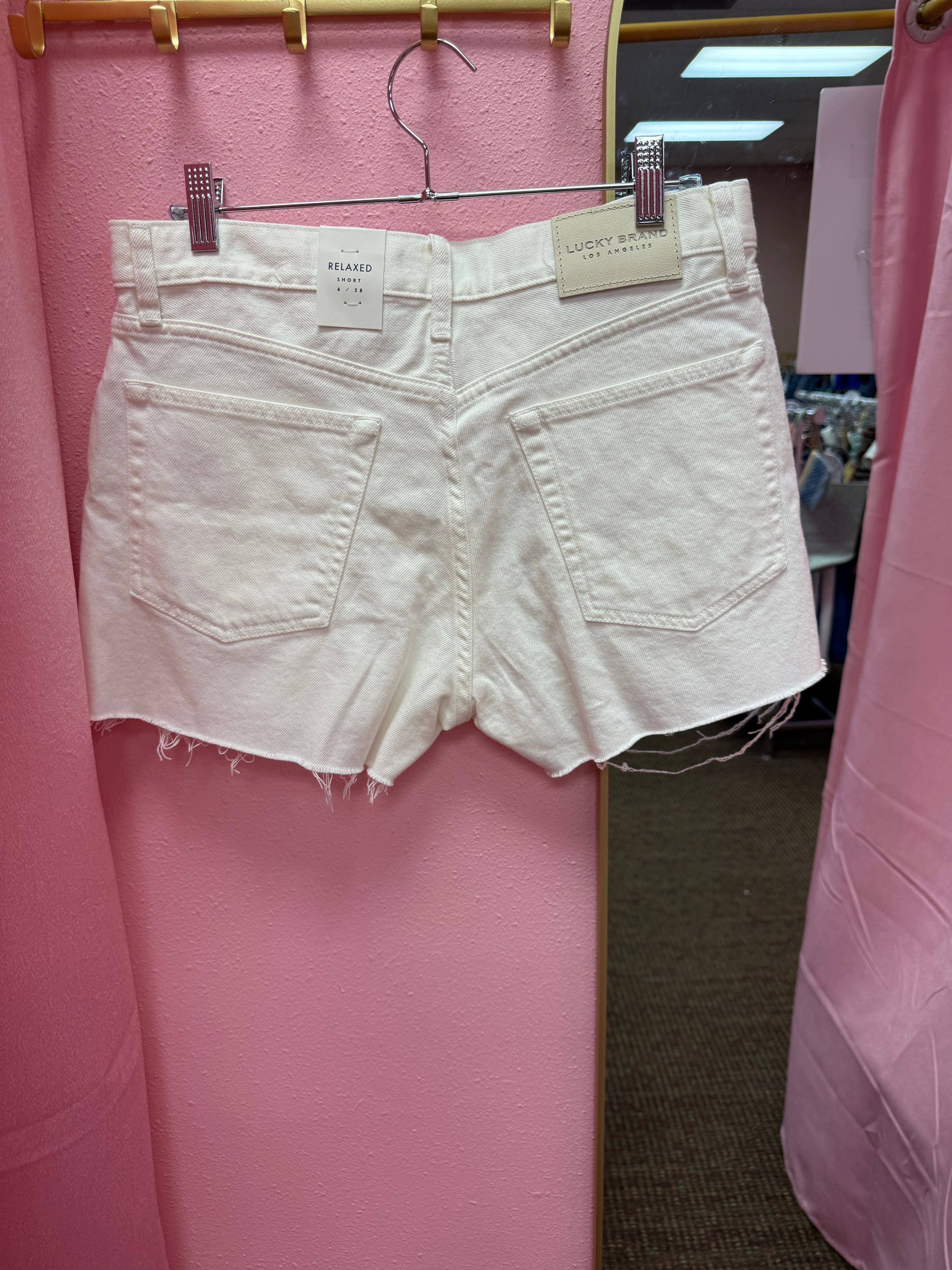Lucky Brand Relaxed Short Size 28 NWT