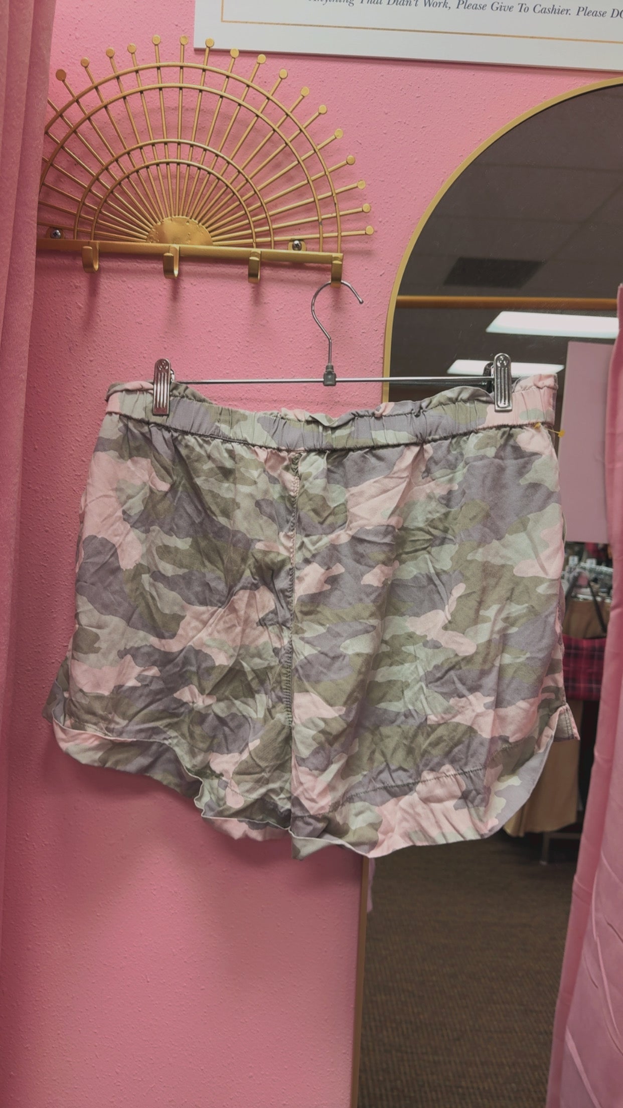 Aerie Camo Shorts Size XXL