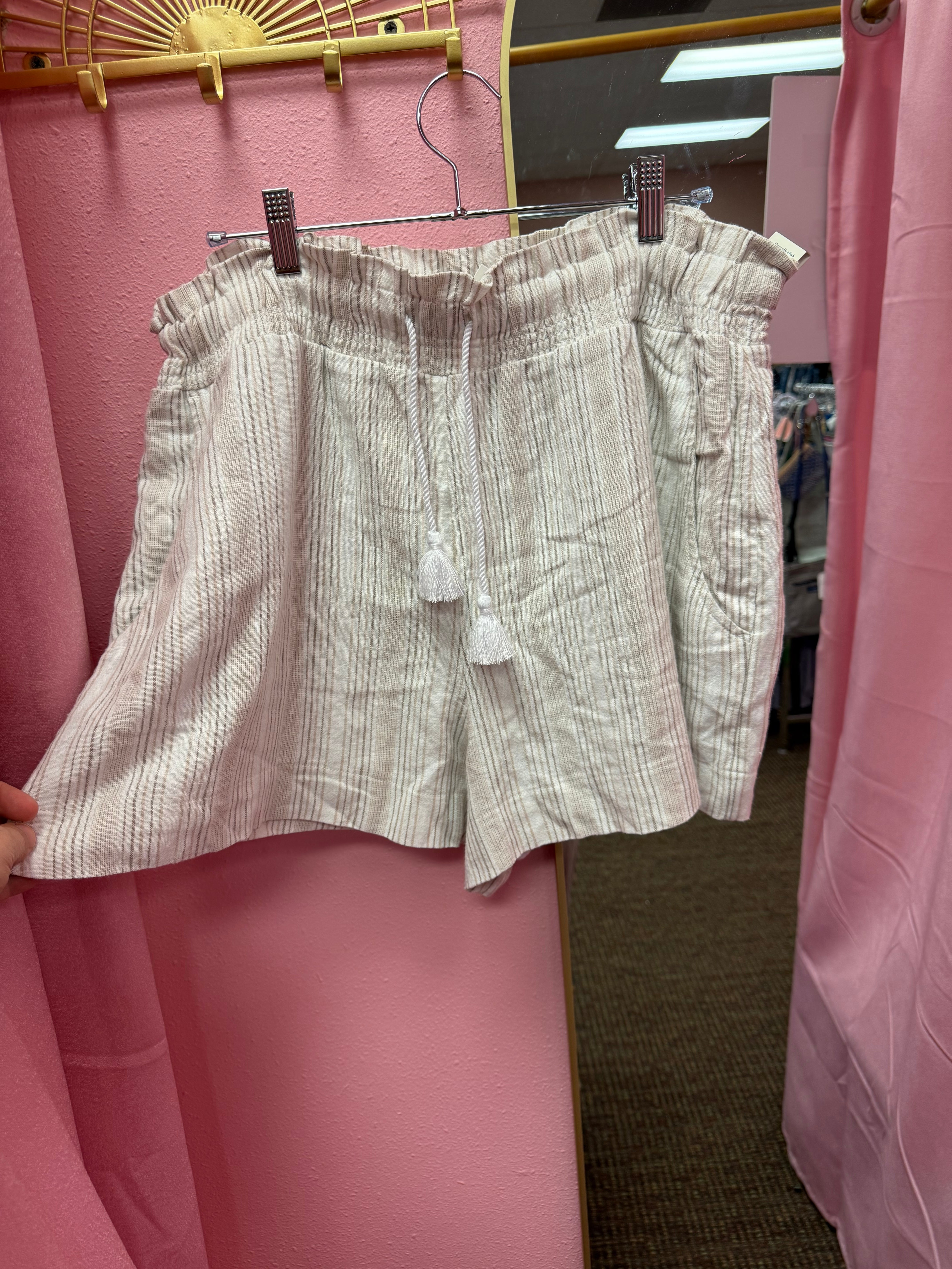 Abercrombie & Fitch Shorts XL NWT