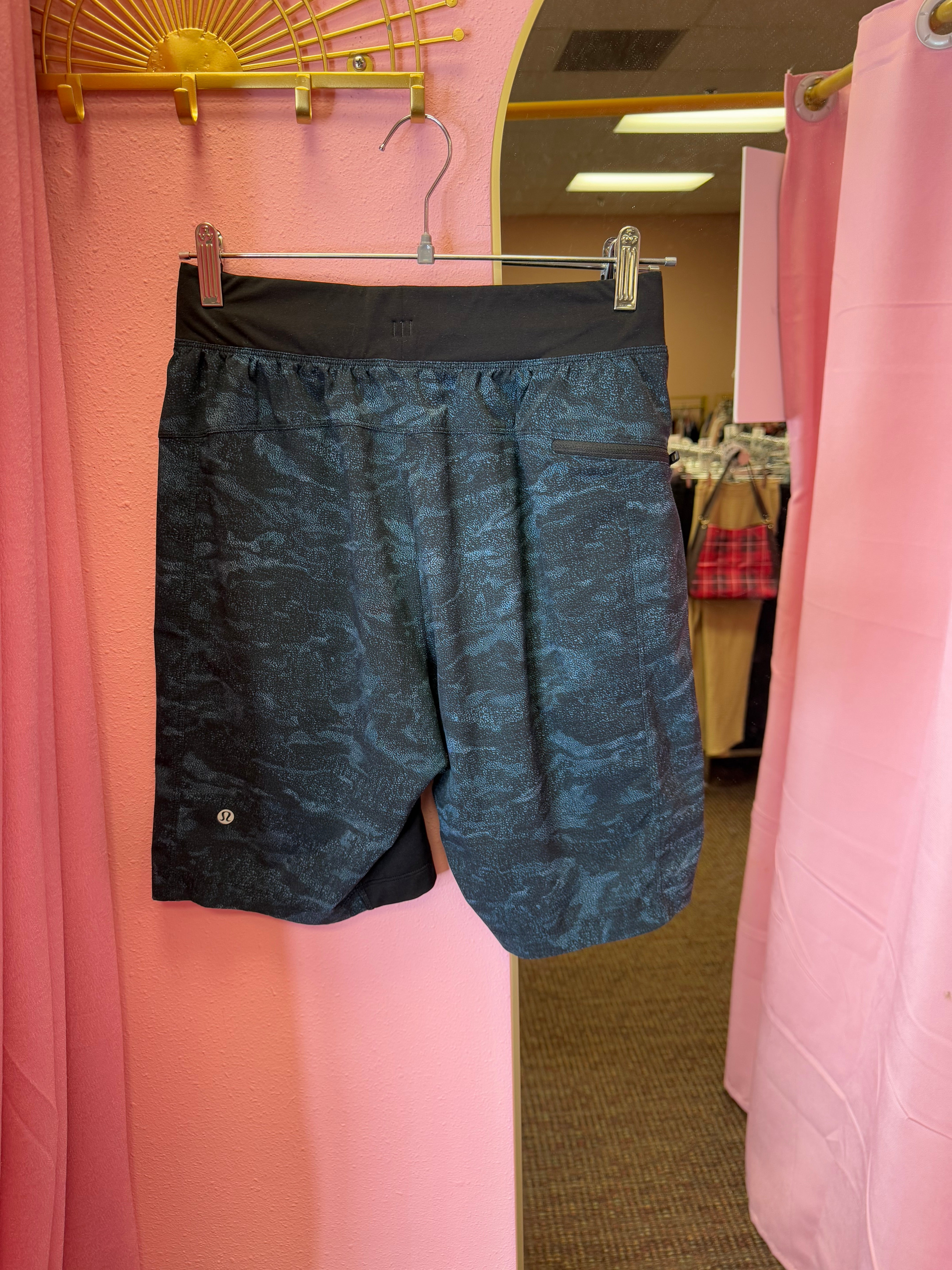 Men’s Lululemon Shorts Size Small