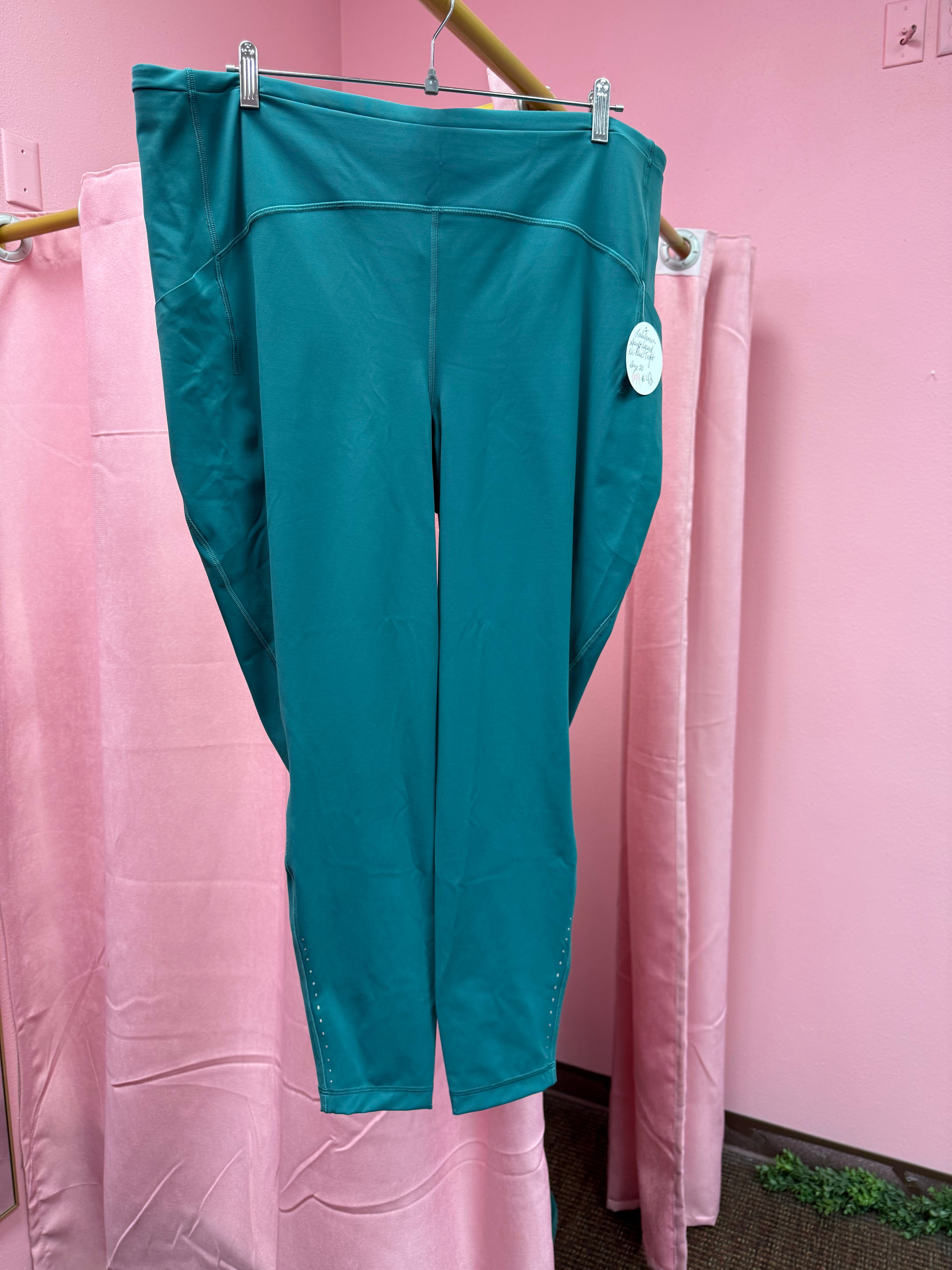 Lululemon Swift Speed High Rise Tight Size 20