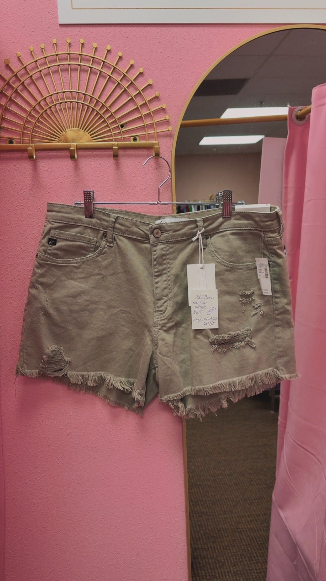 Kancan NEW WITH TAGS Shorts Size 14/32