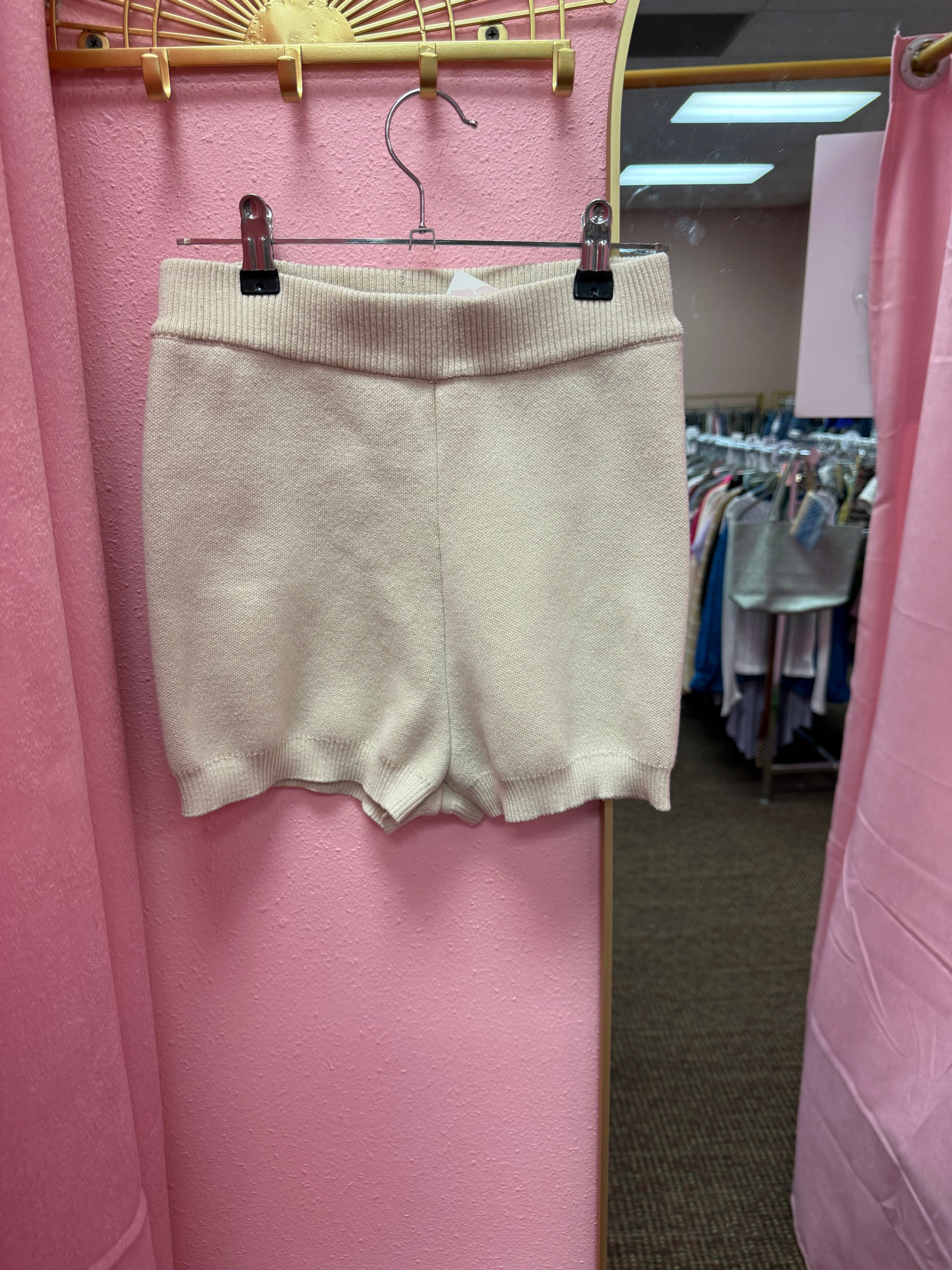 Princess Polly Shorts Size M/L