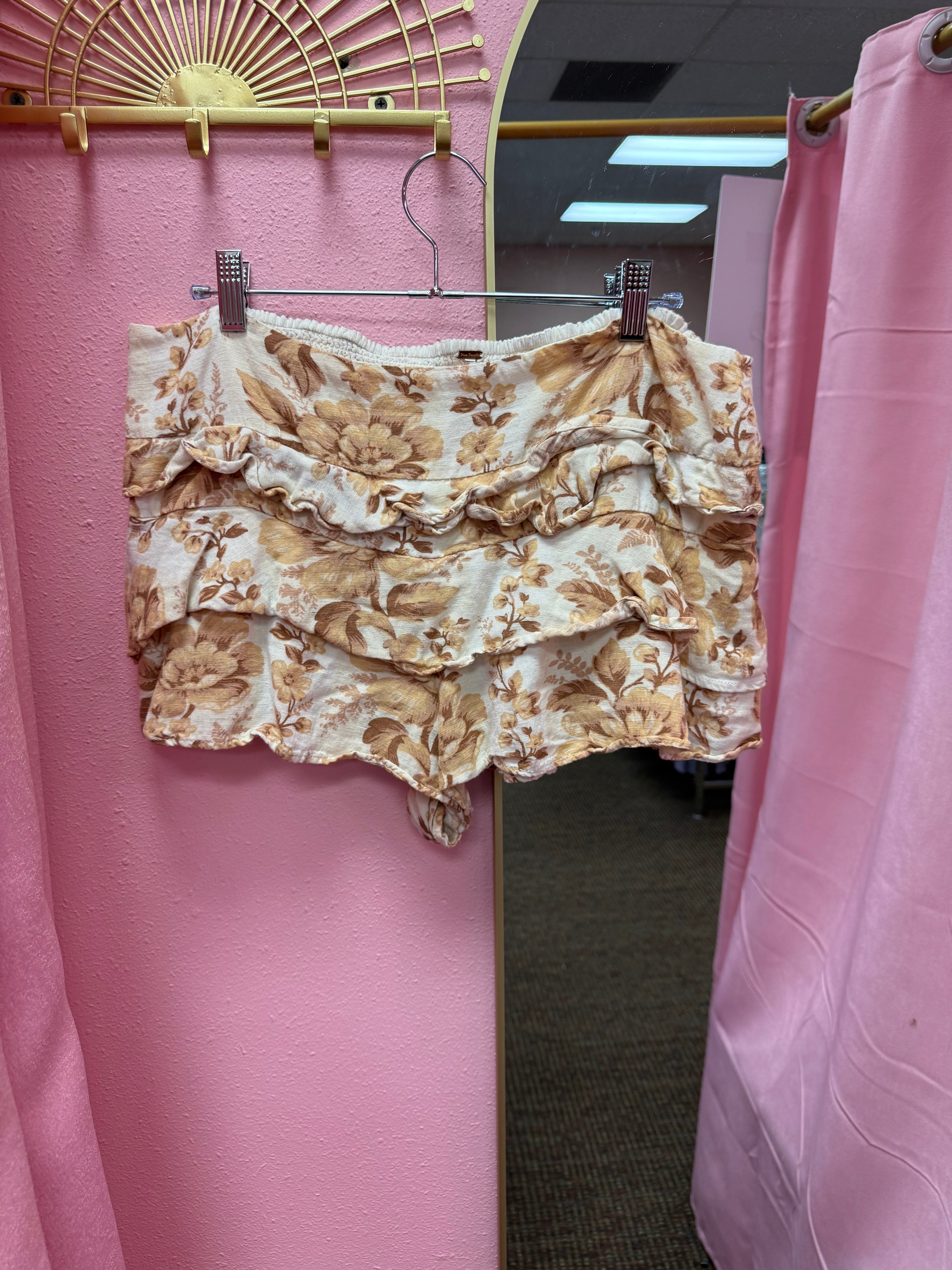 Free People Shorts XL