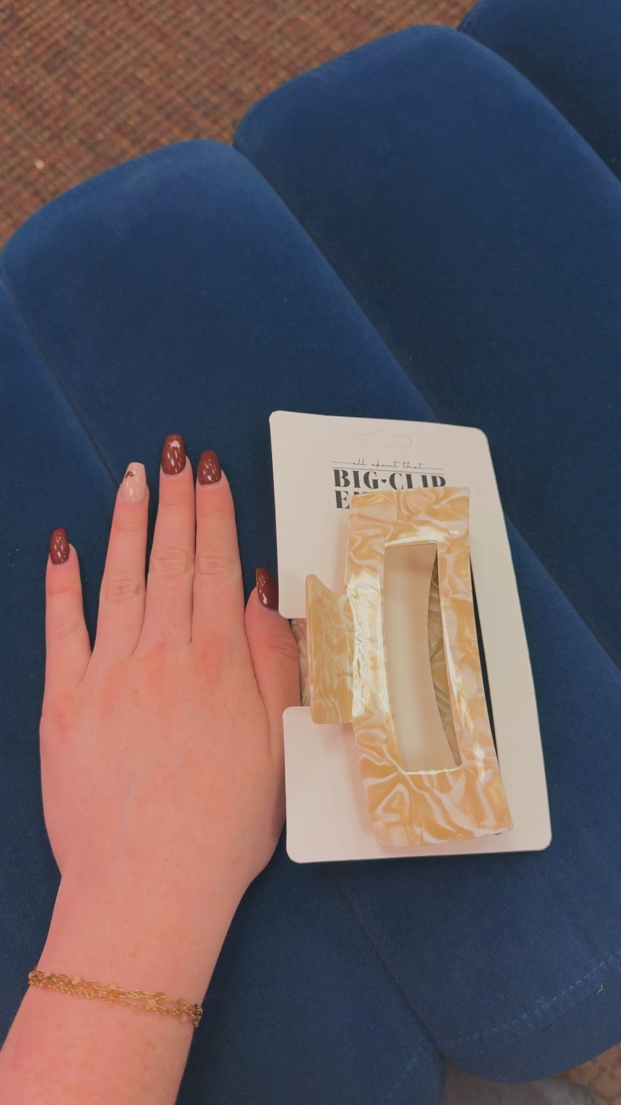 Big-Clip Energy Jumbo XXL Claw Clip- Ivory