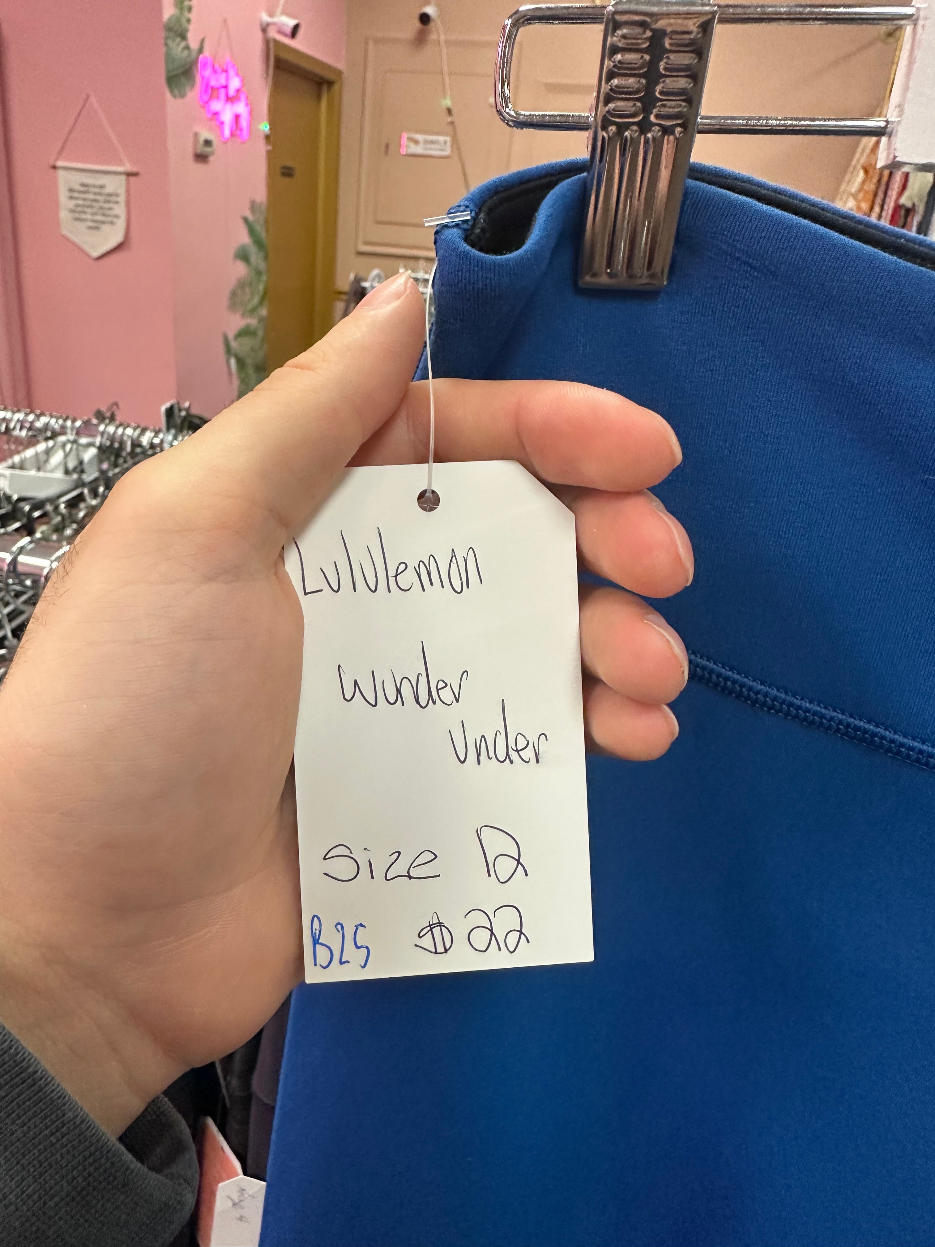 Lululemon Wunder Under “25 Size 12