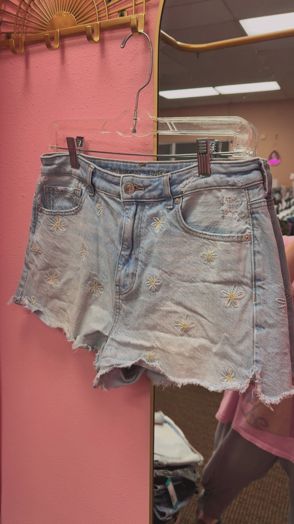 American Eagle Mom Shorts Size 8 * read description*