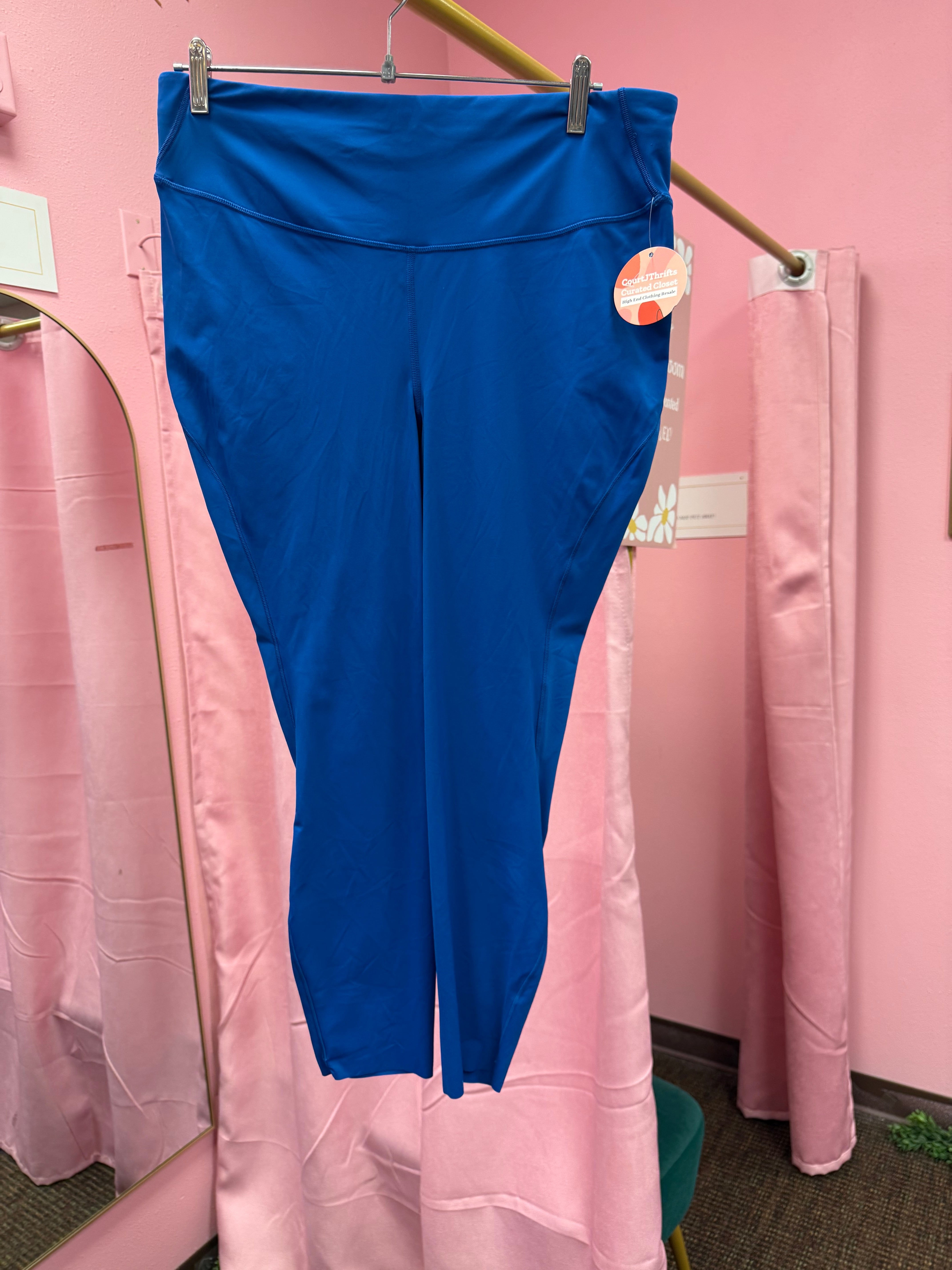 Lululemon Base Pace High Rise Tight Size 16