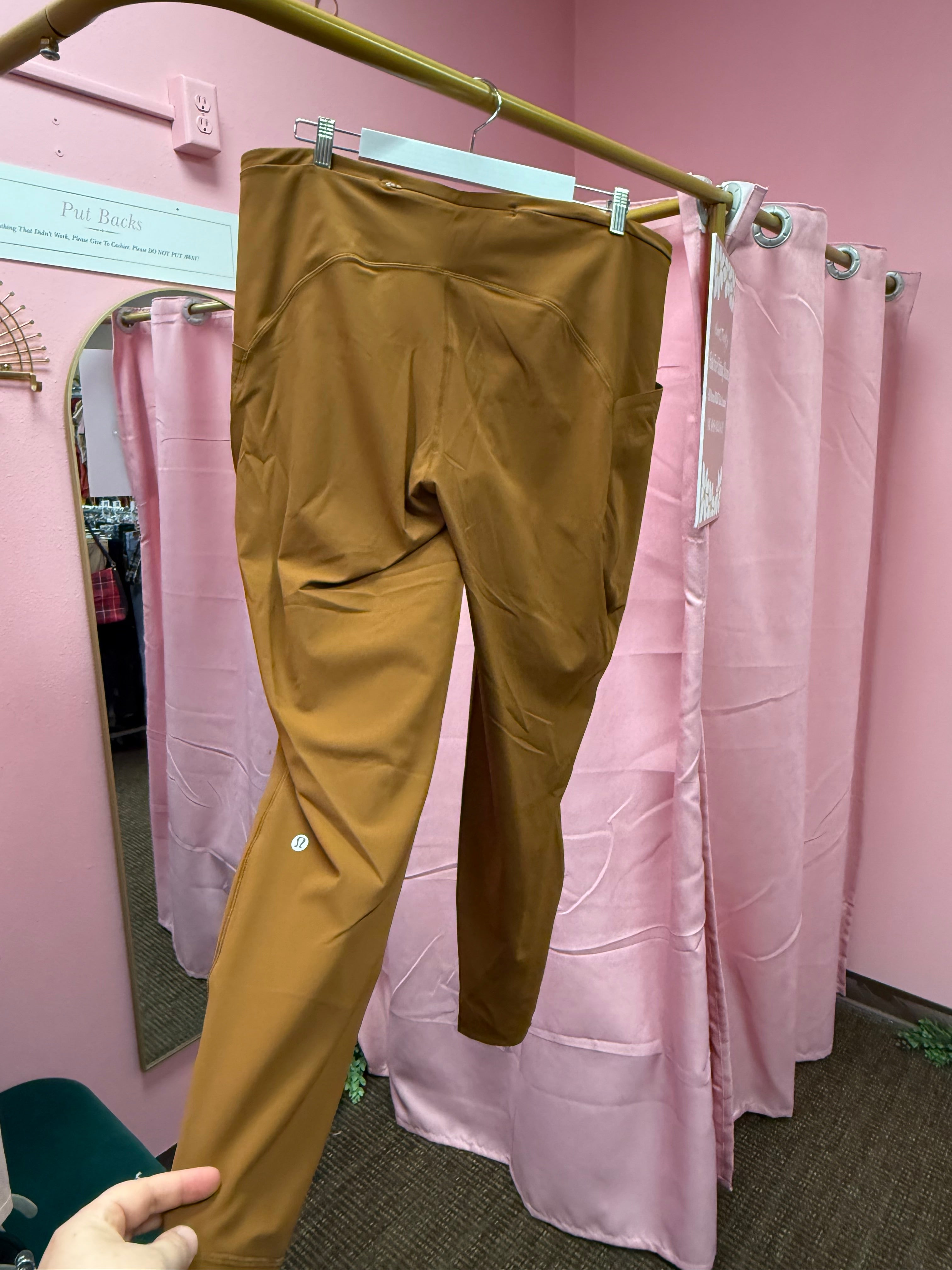 Lululemon Swift Speed Hi-Rise Tight Size 20