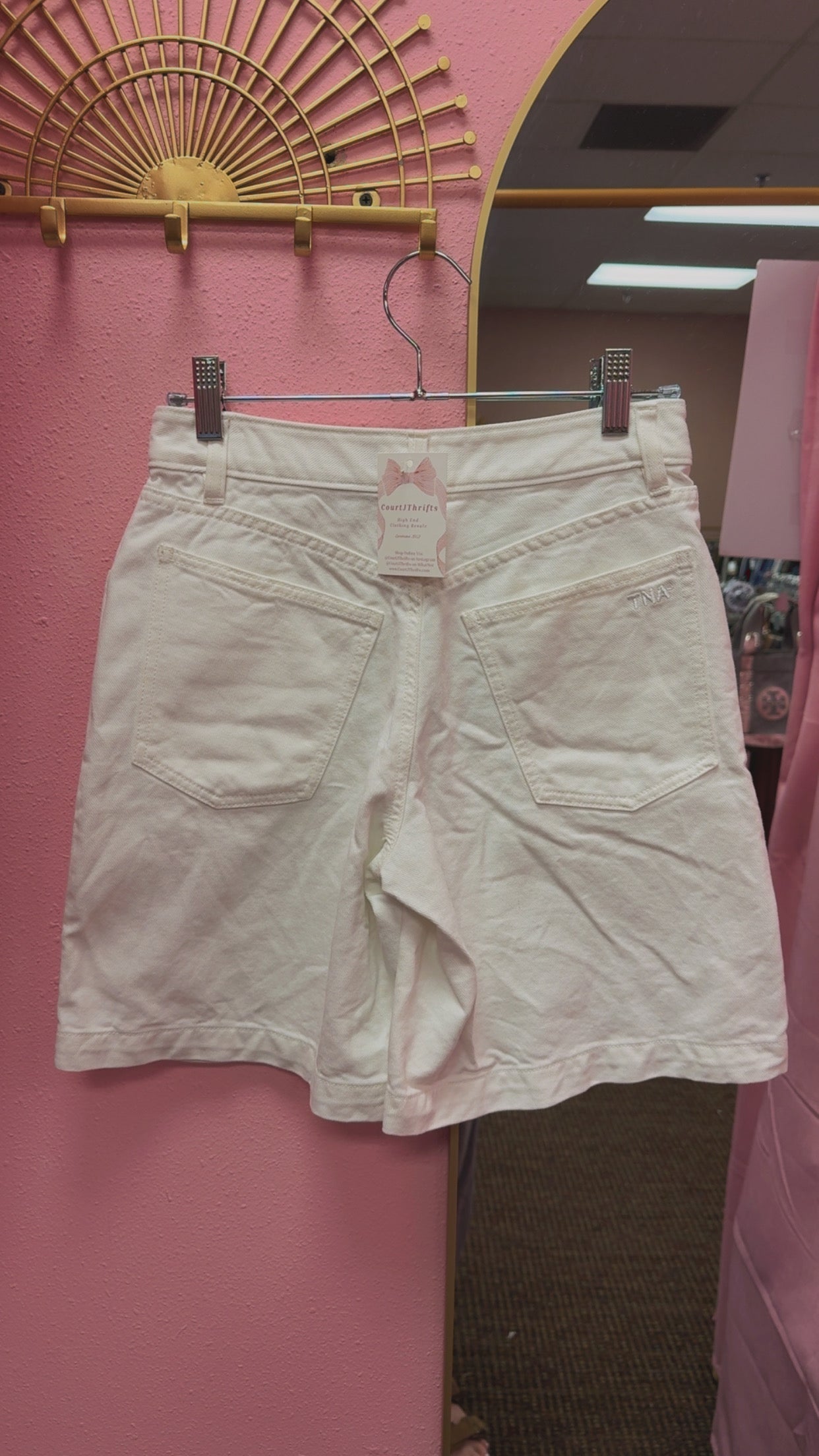 Aritzia Tna White Dad Shorts Size 0