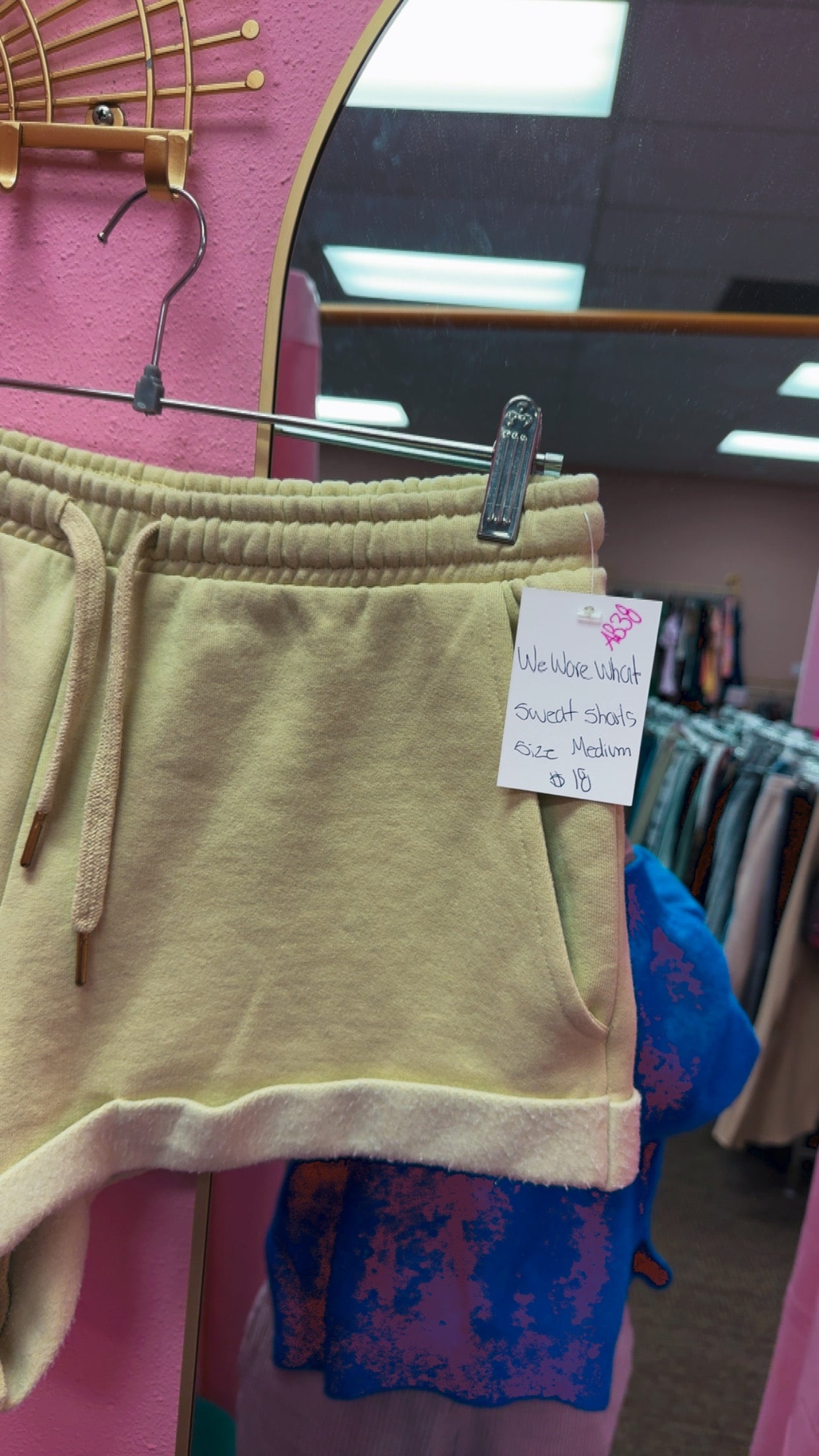 WeWoreWhat Sweat Shorts Size Mddium