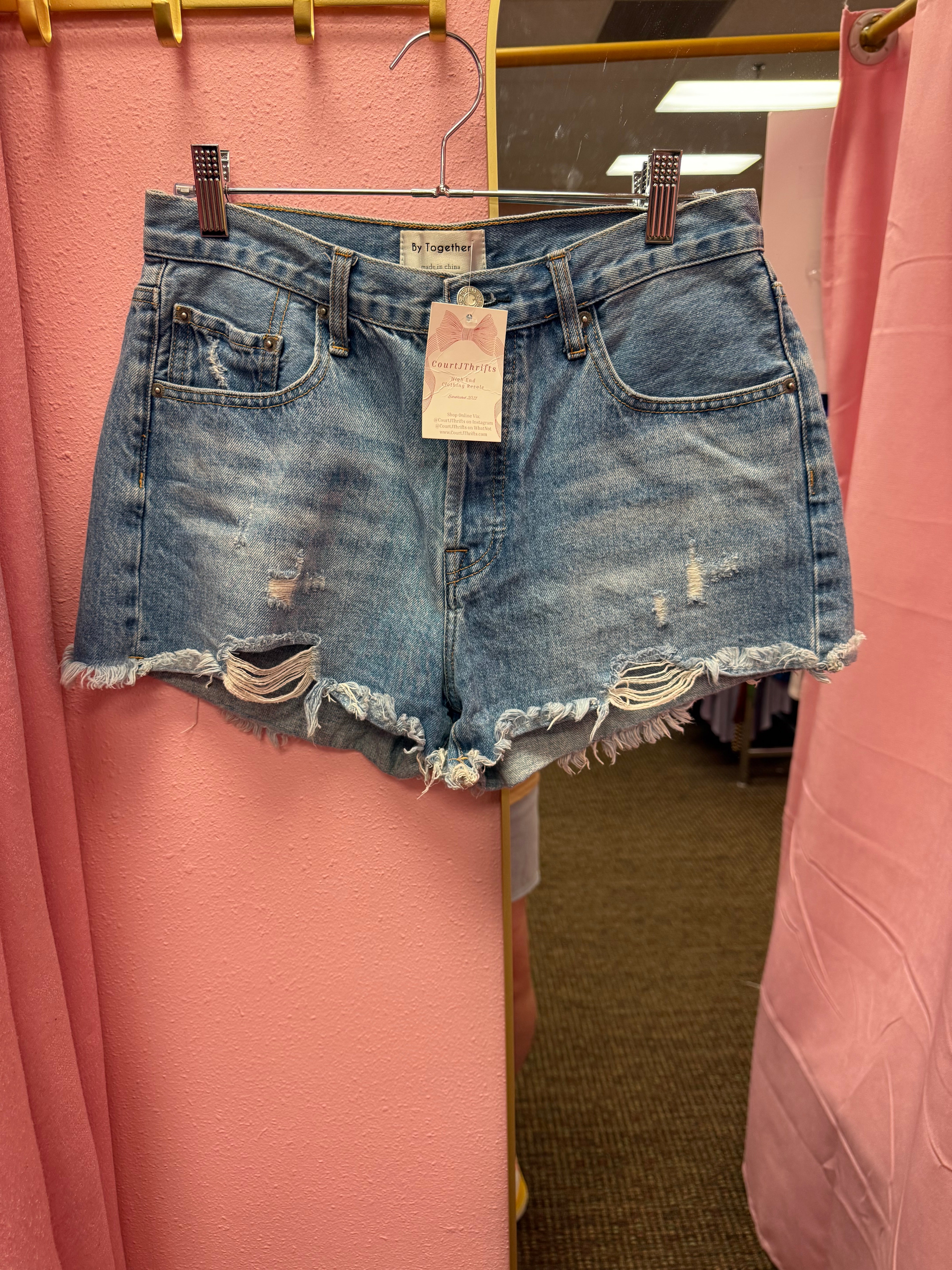 Be Together Shorts Size Large