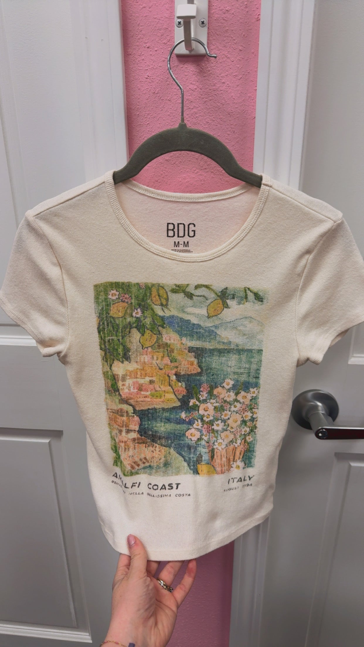 Urban Outfitters BDG Tee Size Medium